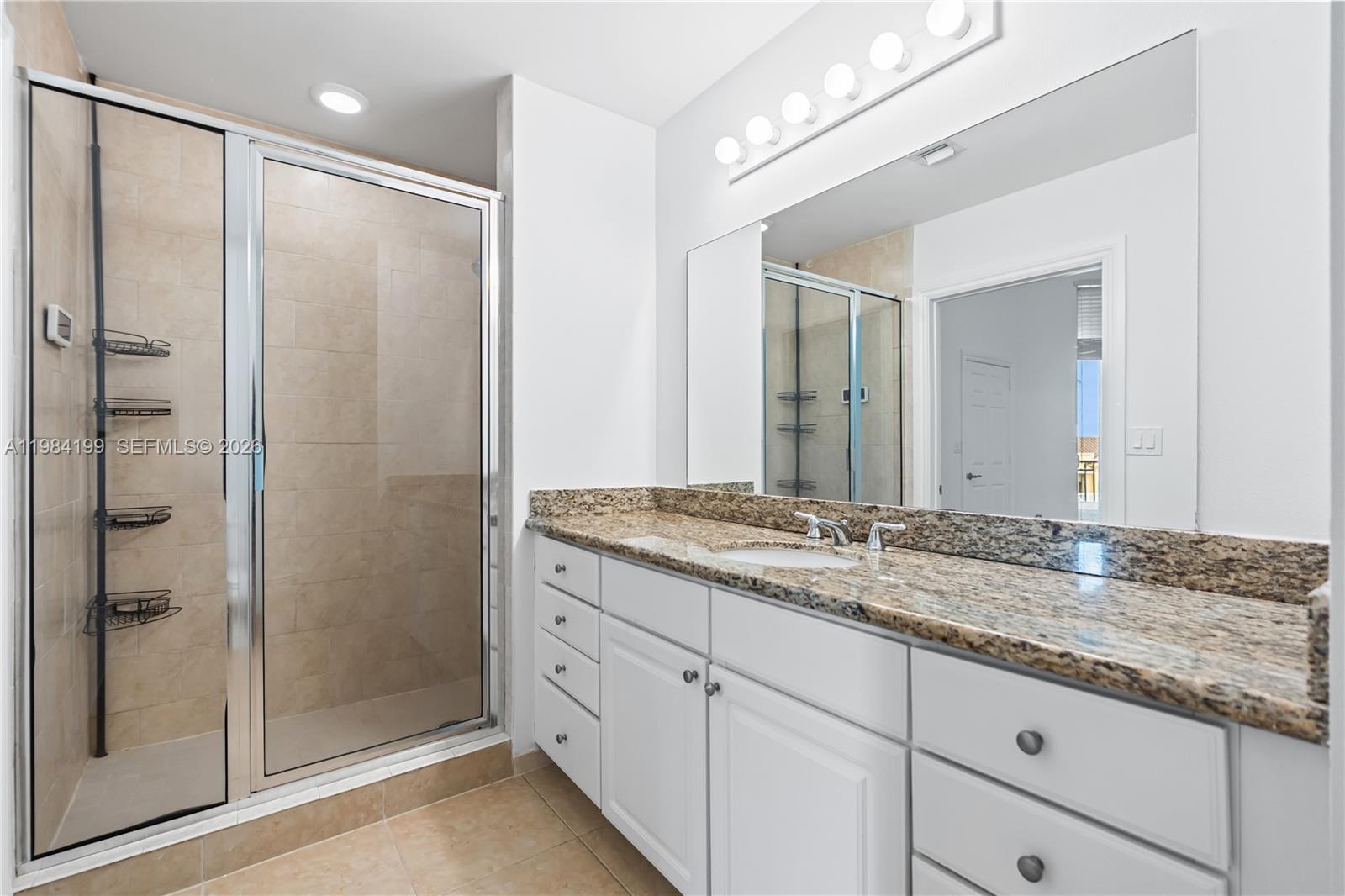 Photo of 3001 185th St  #716, Aventura, Florida, 33180 - Second bathroom