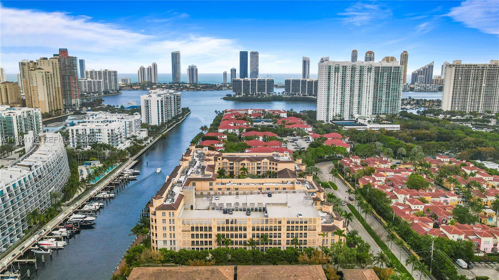 Photo of 3001 185th St  #716, Aventura, Florida, 33180 - 