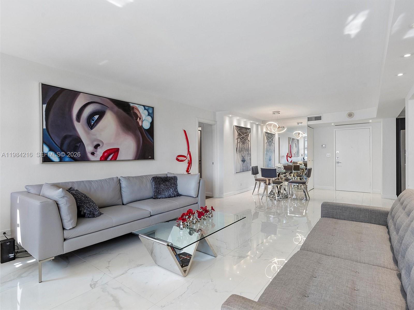 511 2 / 2 1087 кв.футов $ 2026-03-17 0 Фото