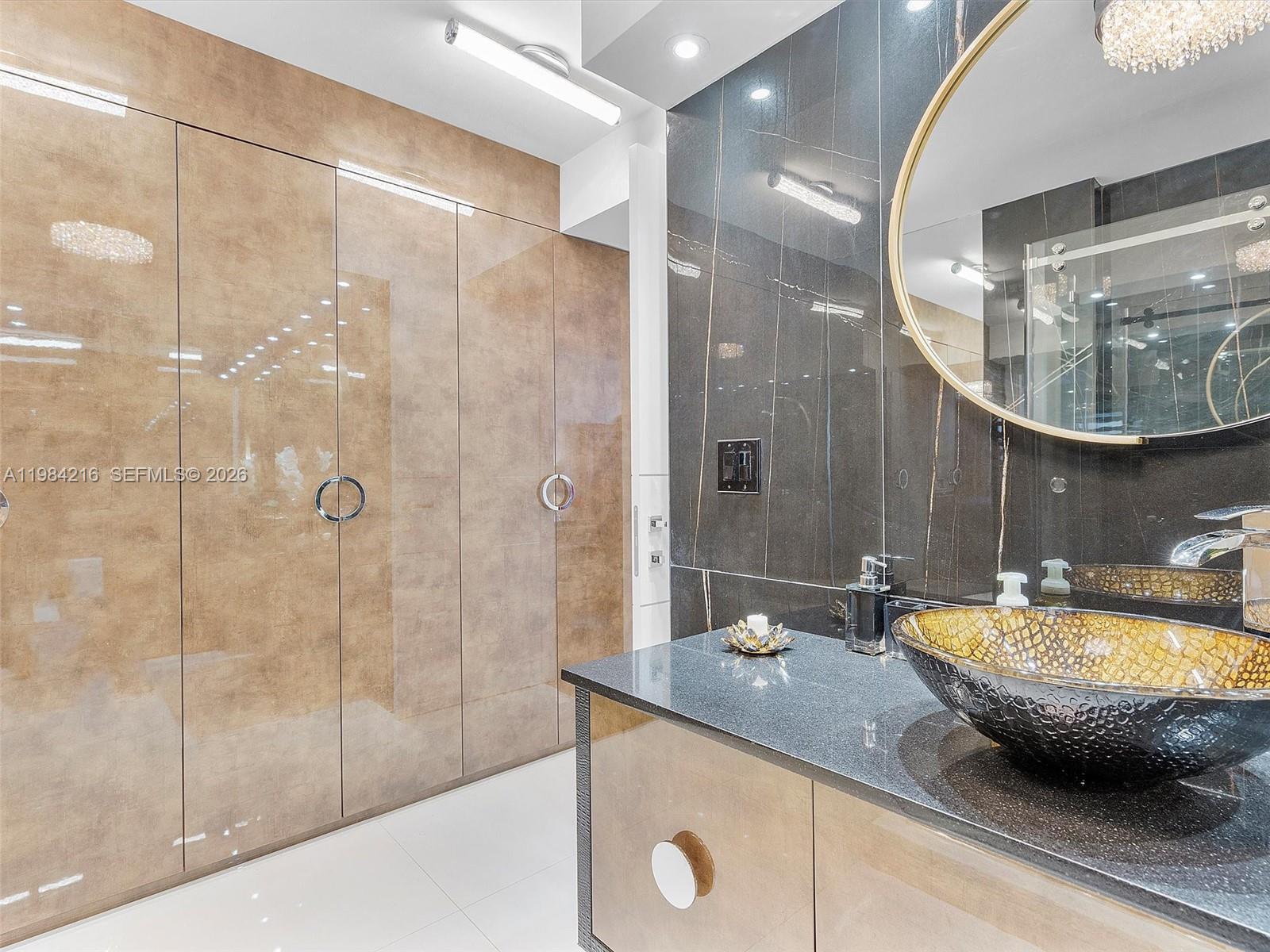 511 2 / 2 1087 кв.футов $ 2026-03-17 0 Фото