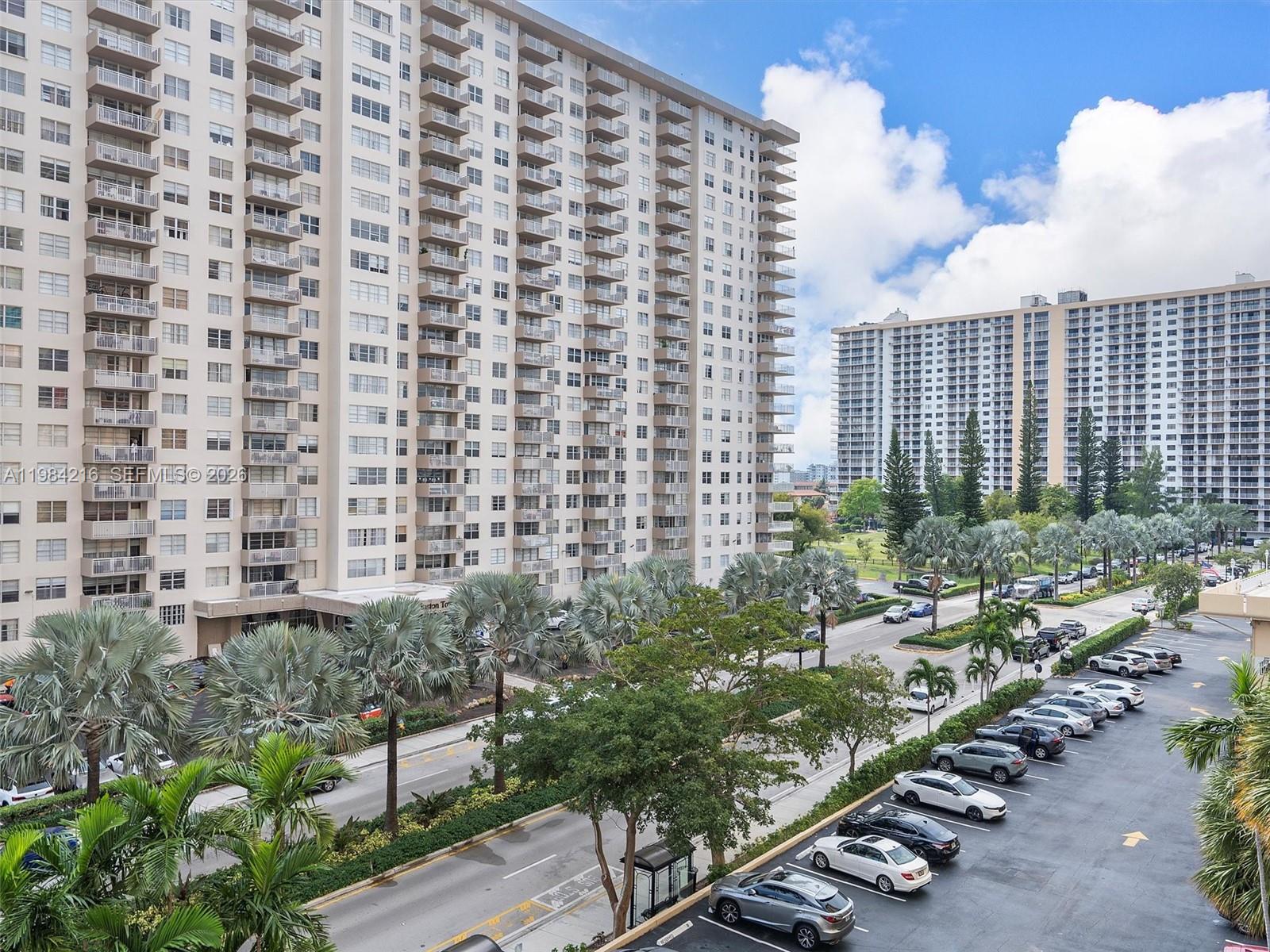 511 2 / 2 1087 кв.футов $ 2026-03-17 0 Фото