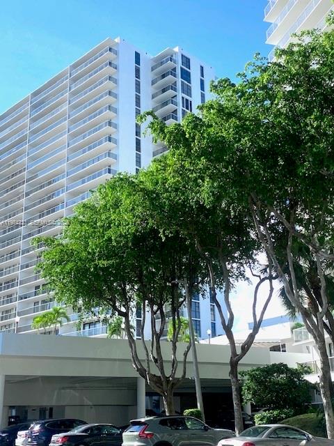 Photo of 3701 Country Club Dr #504, Aventura, Florida, 33180 -