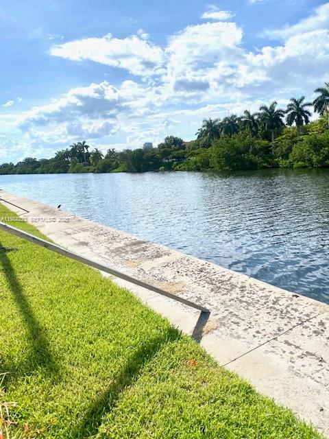Photo of 3701 Country Club Dr #504, Aventura, Florida, 33180 -
