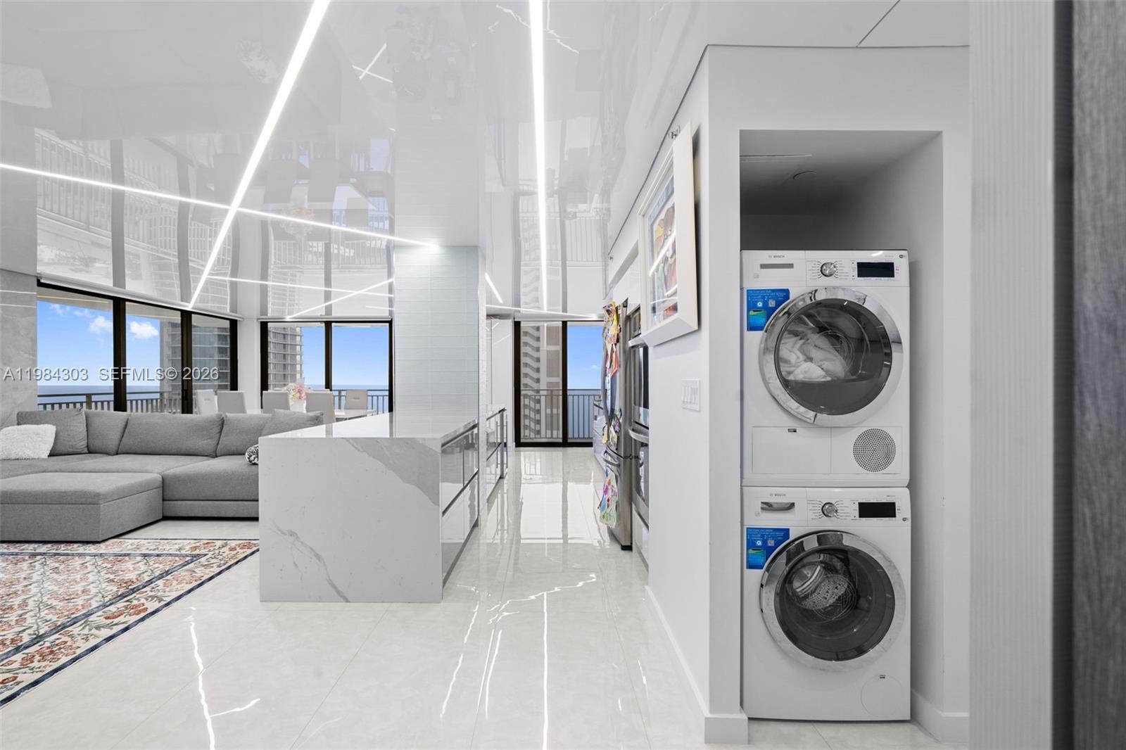 2319 3 / 3 2262 sq. ft. $ 2026-03-17 0 Photo