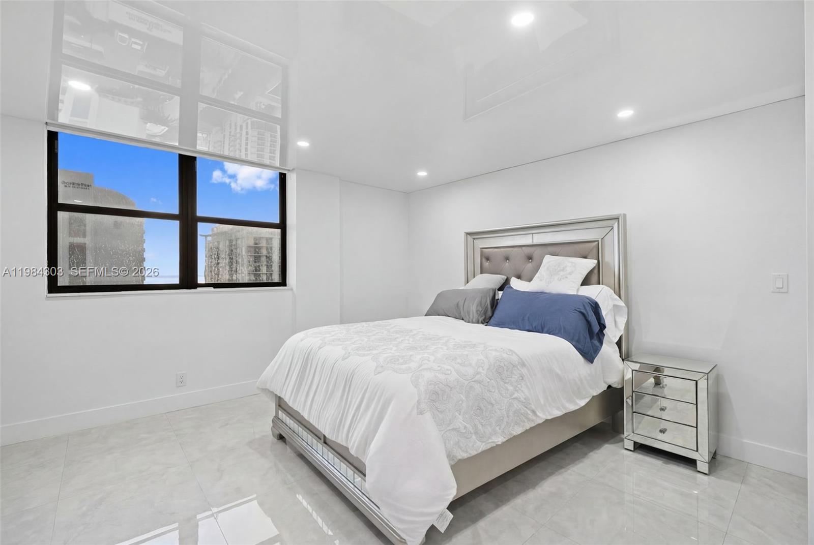 2319 3 / 3 2262 sq. ft. $ 2026-03-17 0 Photo