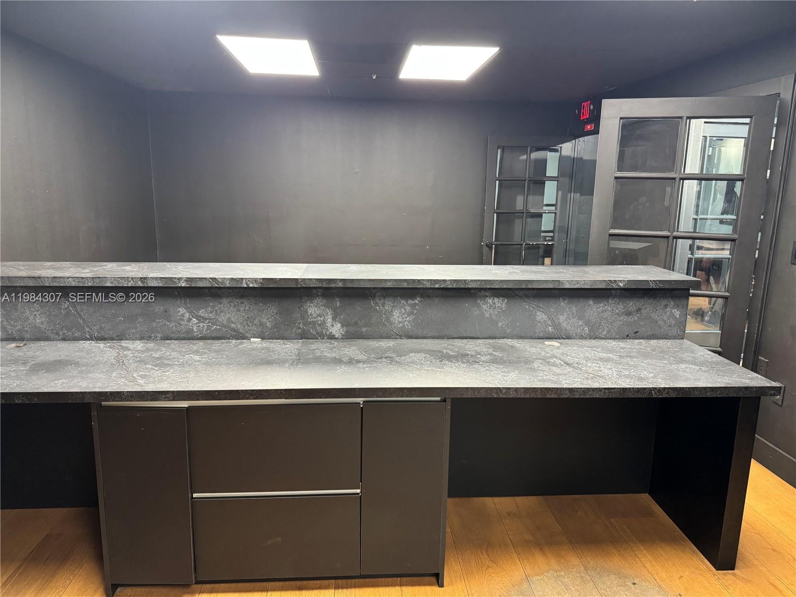 7166  /   sq. ft. $ 2026-03-17 0 Photo