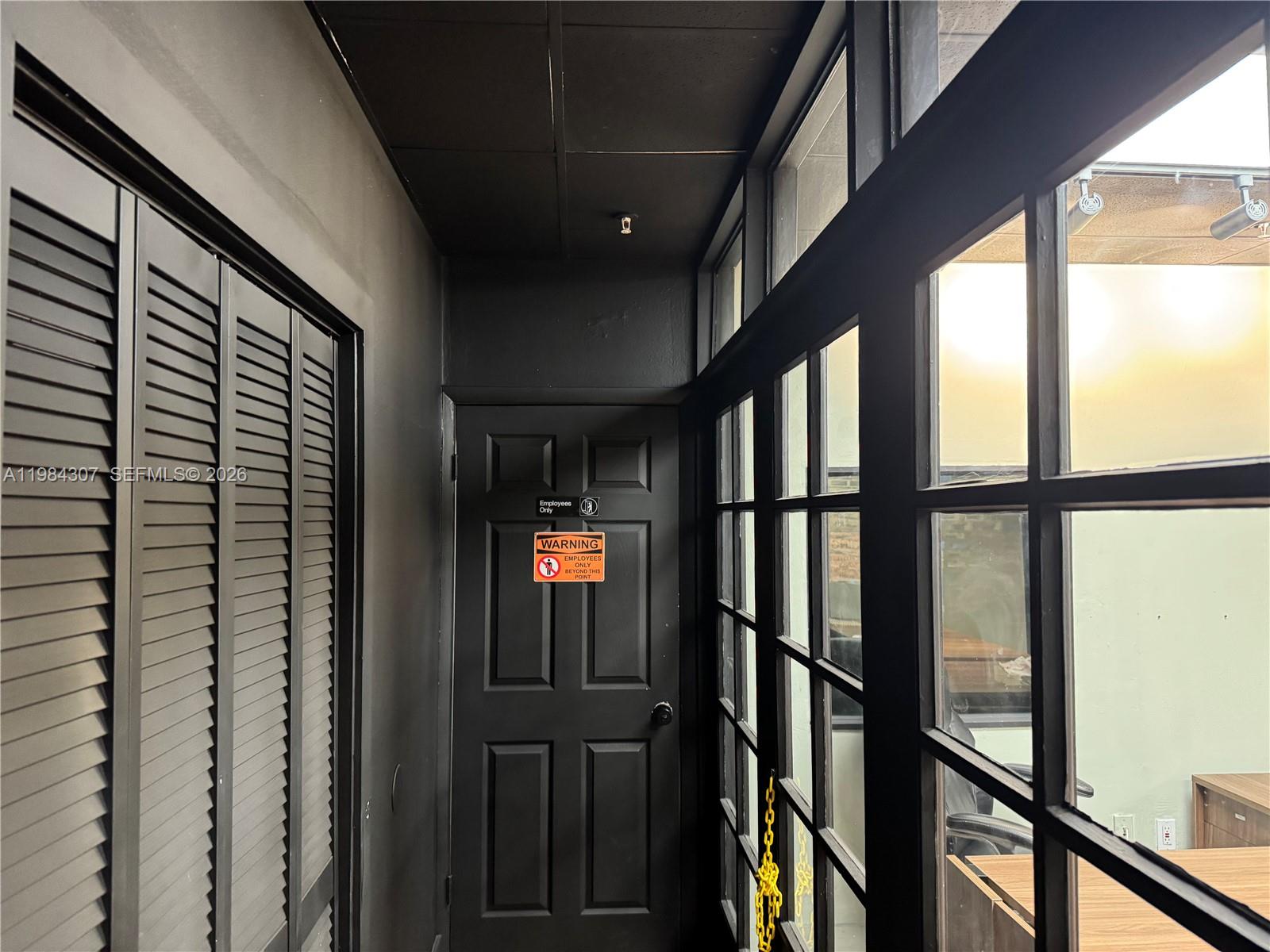 7166  /   sq. ft. $ 2026-03-17 0 Photo