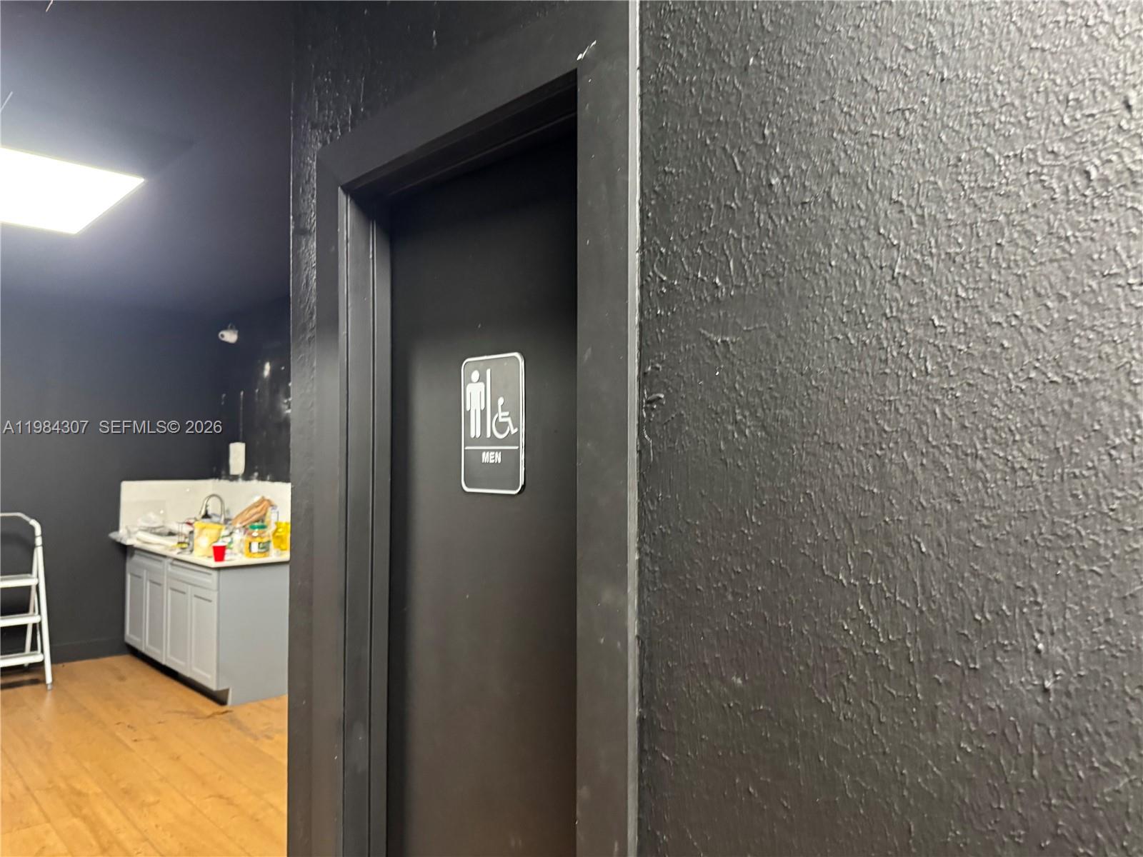 7166  /   sq. ft. $ 2026-03-17 0 Photo