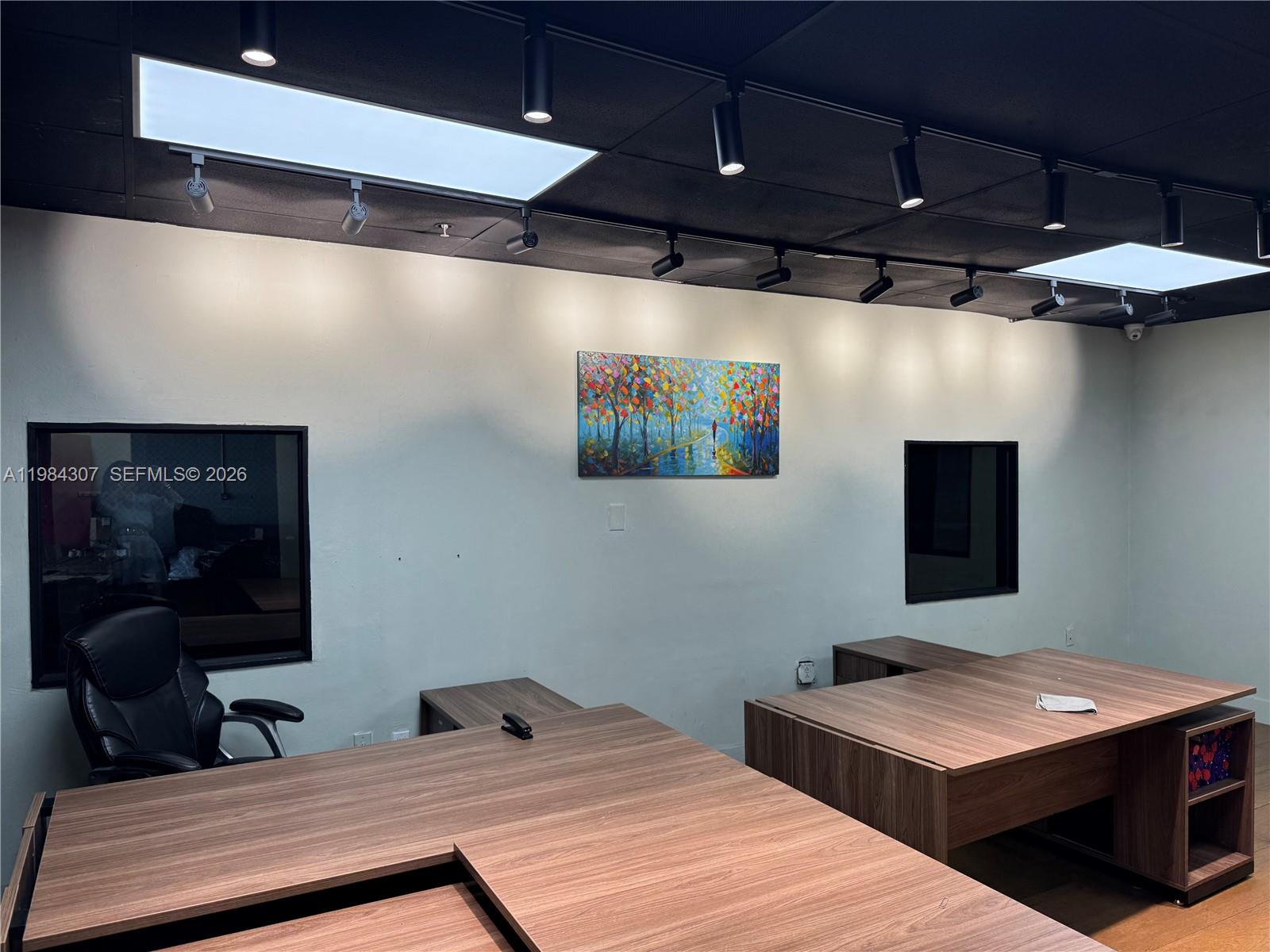 7166  /   sq. ft. $ 2026-03-17 0 Photo