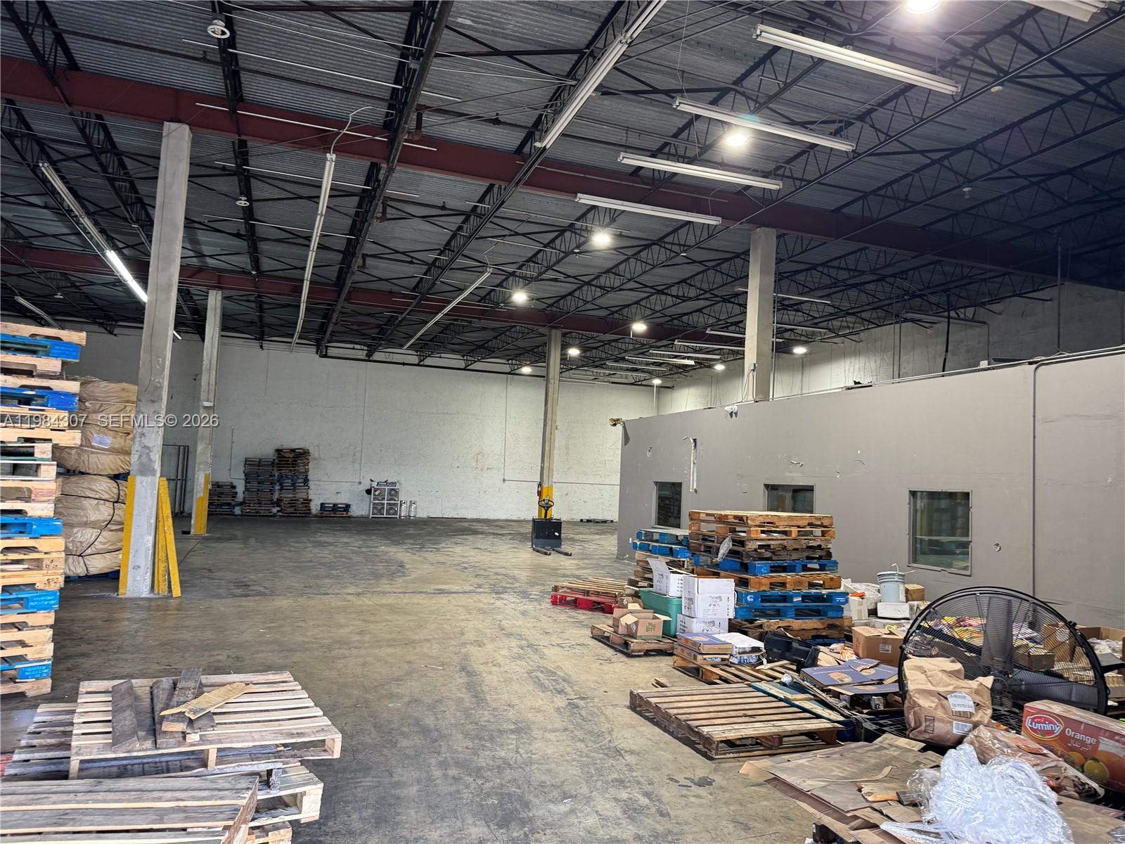 7166  /   sq. ft. $ 2026-03-17 0 Photo