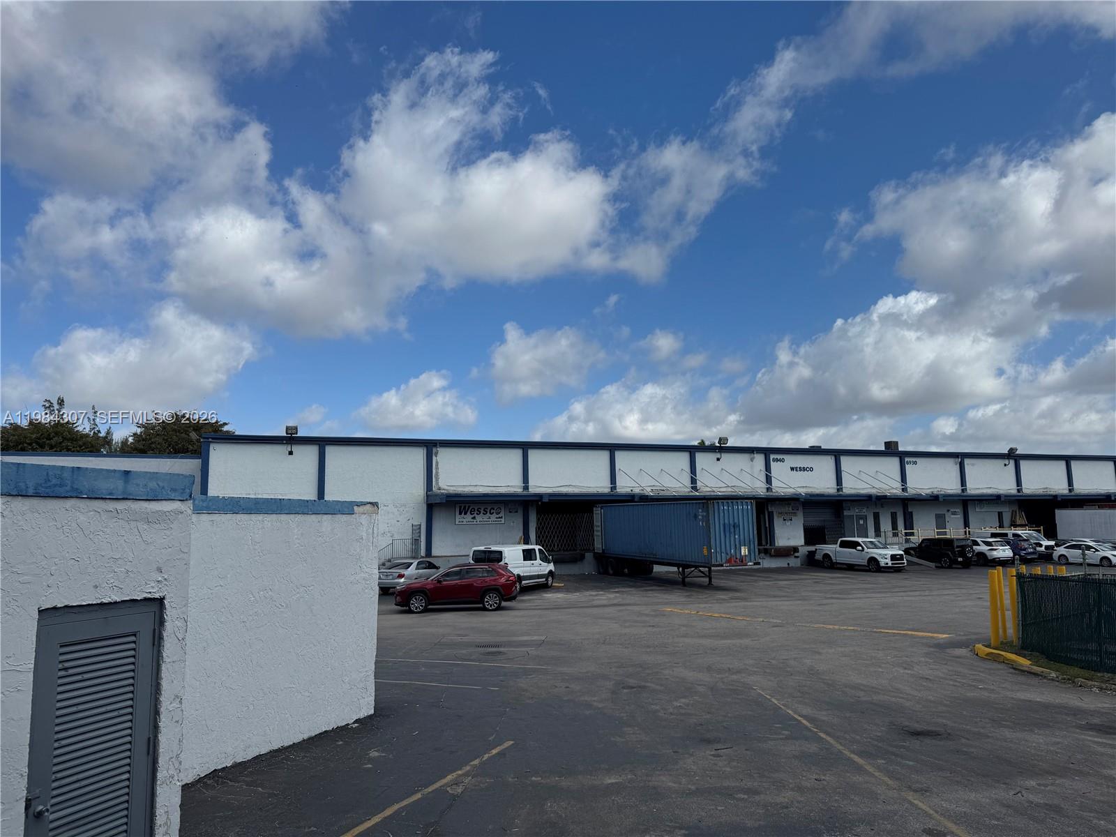 7166  /   sq. ft. $ 2026-03-17 0 Photo