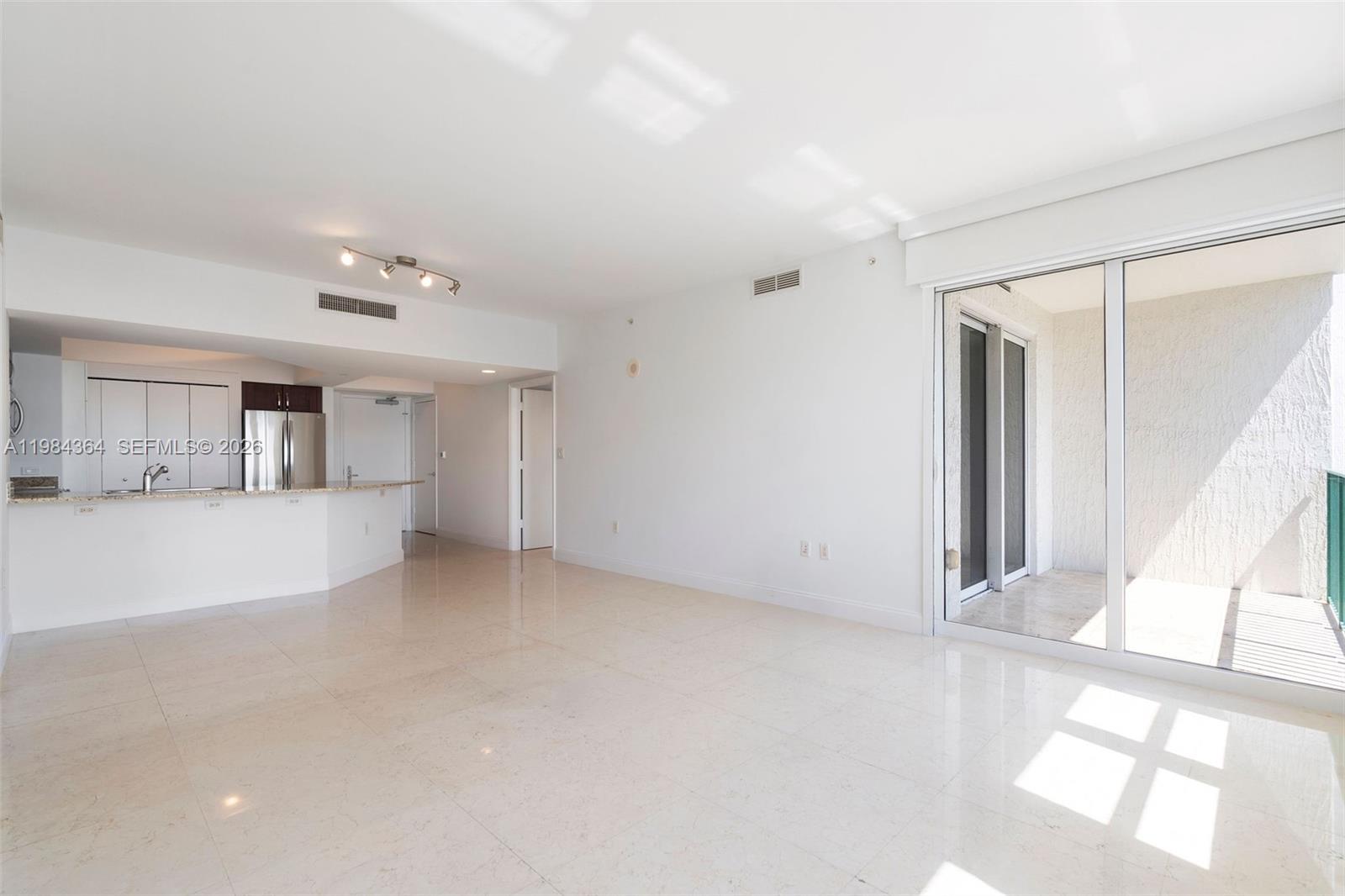 Photo of 20000 Country Club Dr  #1109, Aventura, Florida, 33180 - 