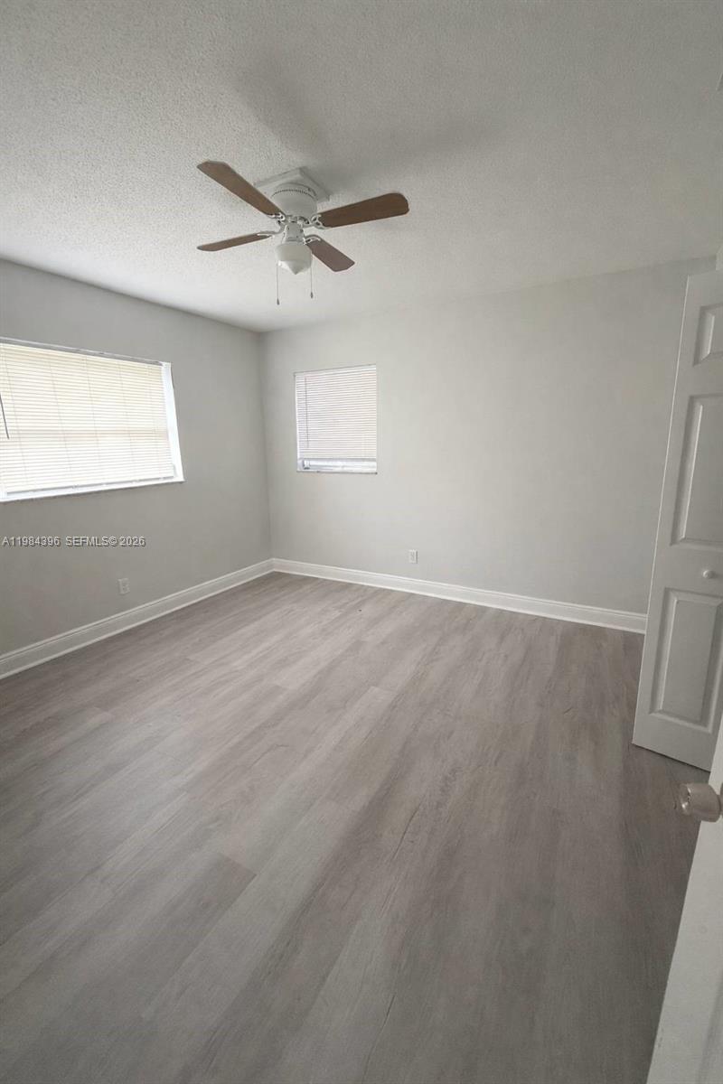   /  2582 sq. ft. $ 2026-03-17 0 foto