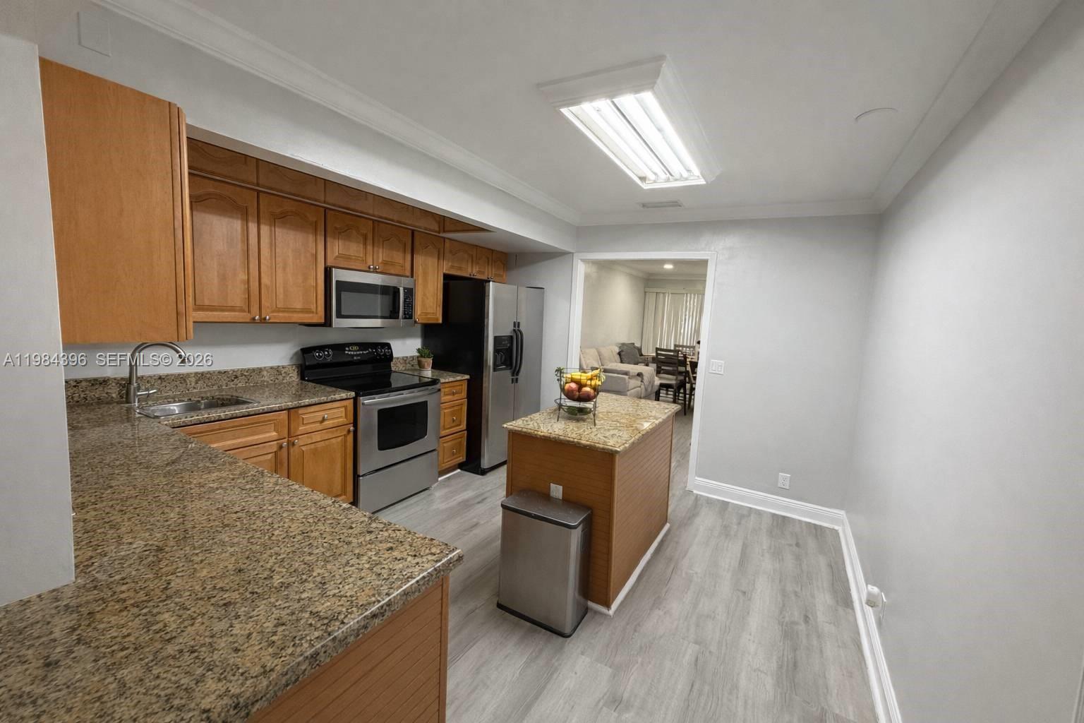   /  2582 sq. ft. $ 2026-03-17 0 foto