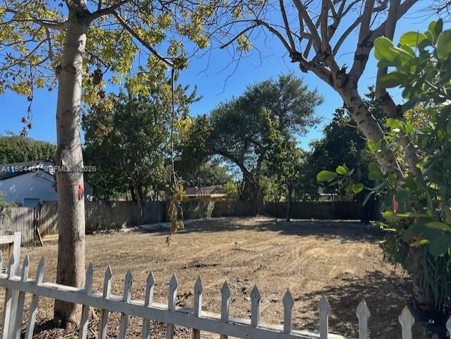   /   sq. ft. $ 2026-03-17 0 foto