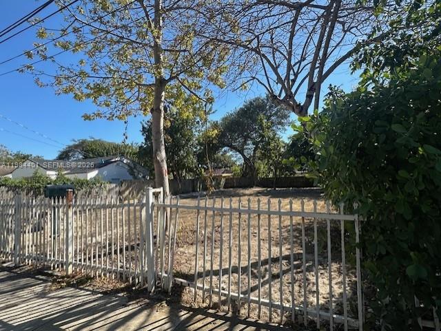   /   sq. ft. $ 2026-03-17 0 foto