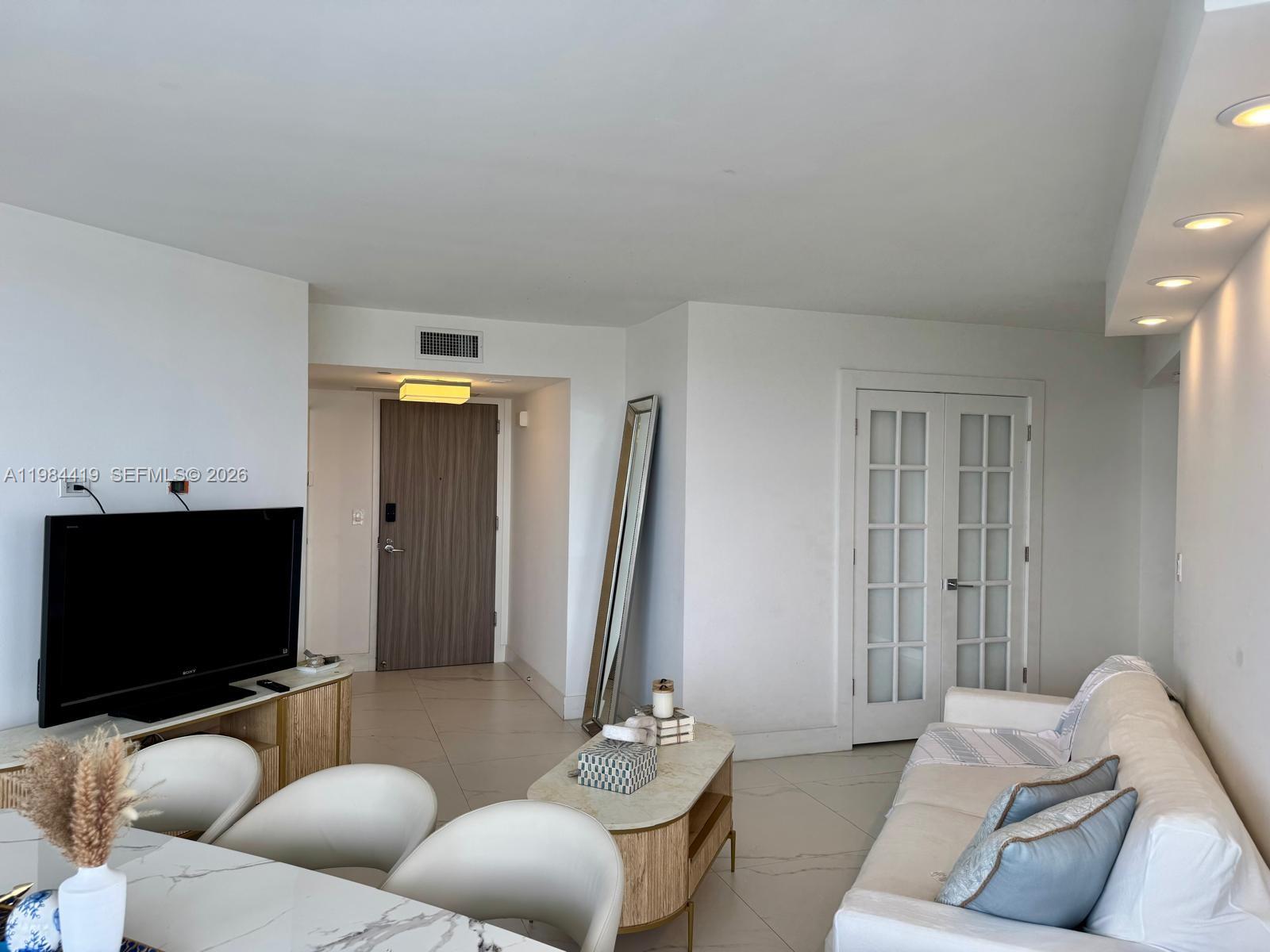 1410 2 / 2 1300 sq. ft. $ 2026-03-17 0 Photo