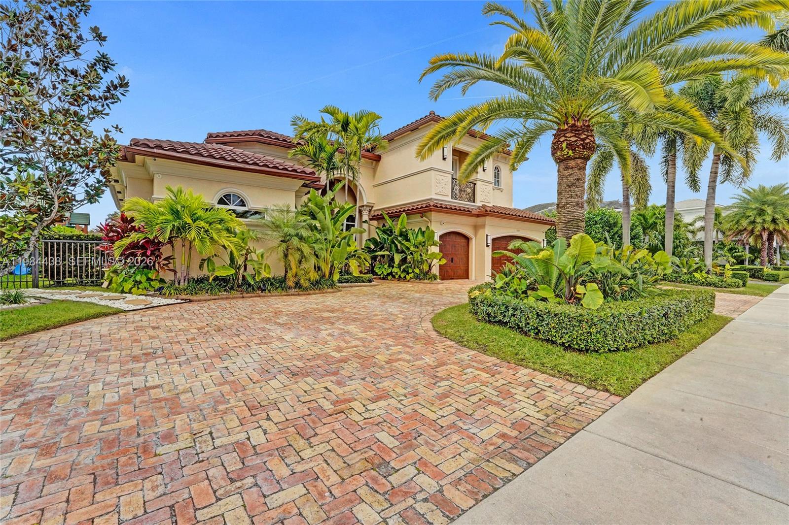 See details 10291 5 / 7 4452 sq. ft. $ 2026-09-28 0 Photo