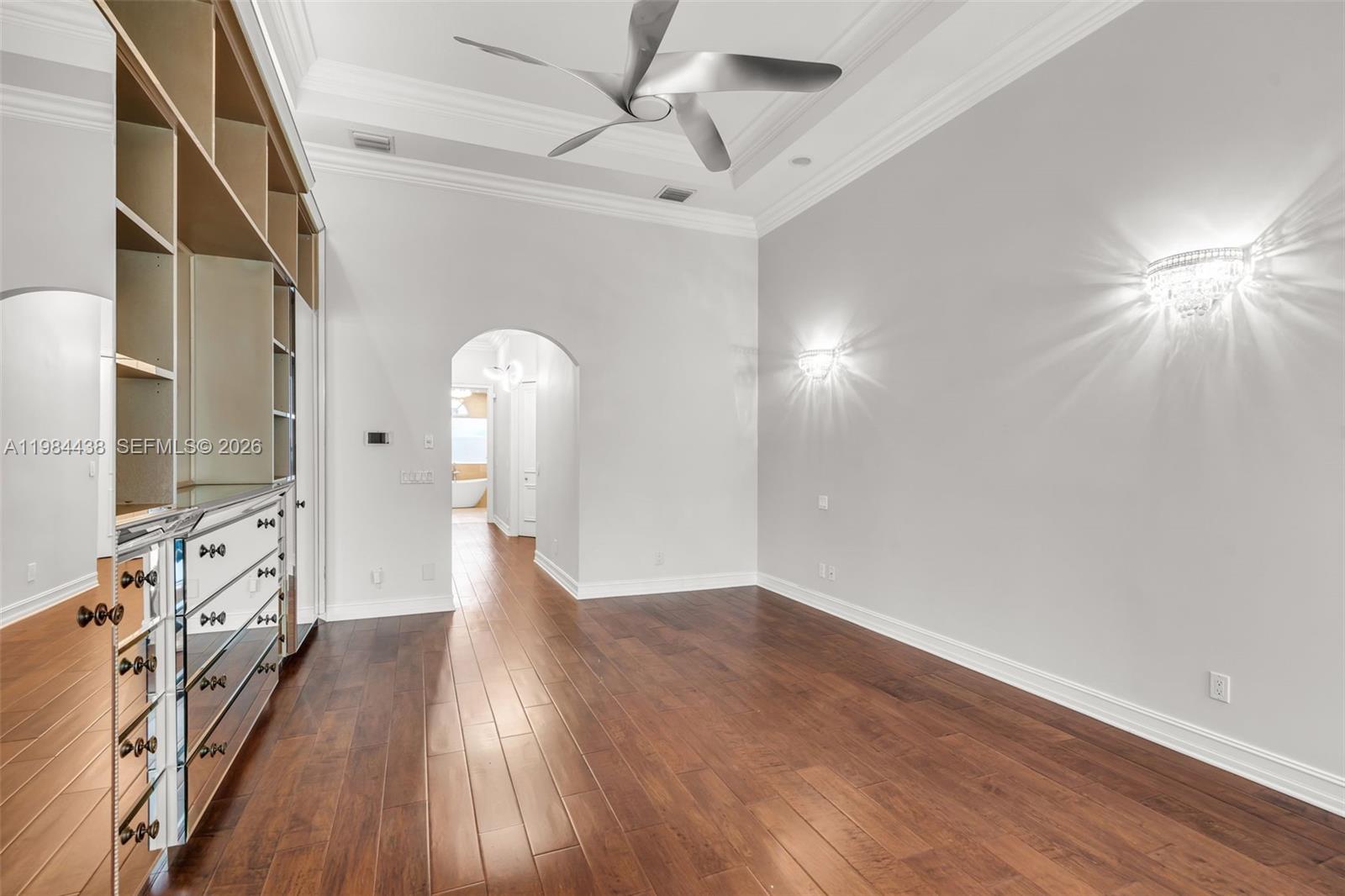 See details 10291 5 / 7 4452 sq. ft. $ 2026-09-28 0 Photo