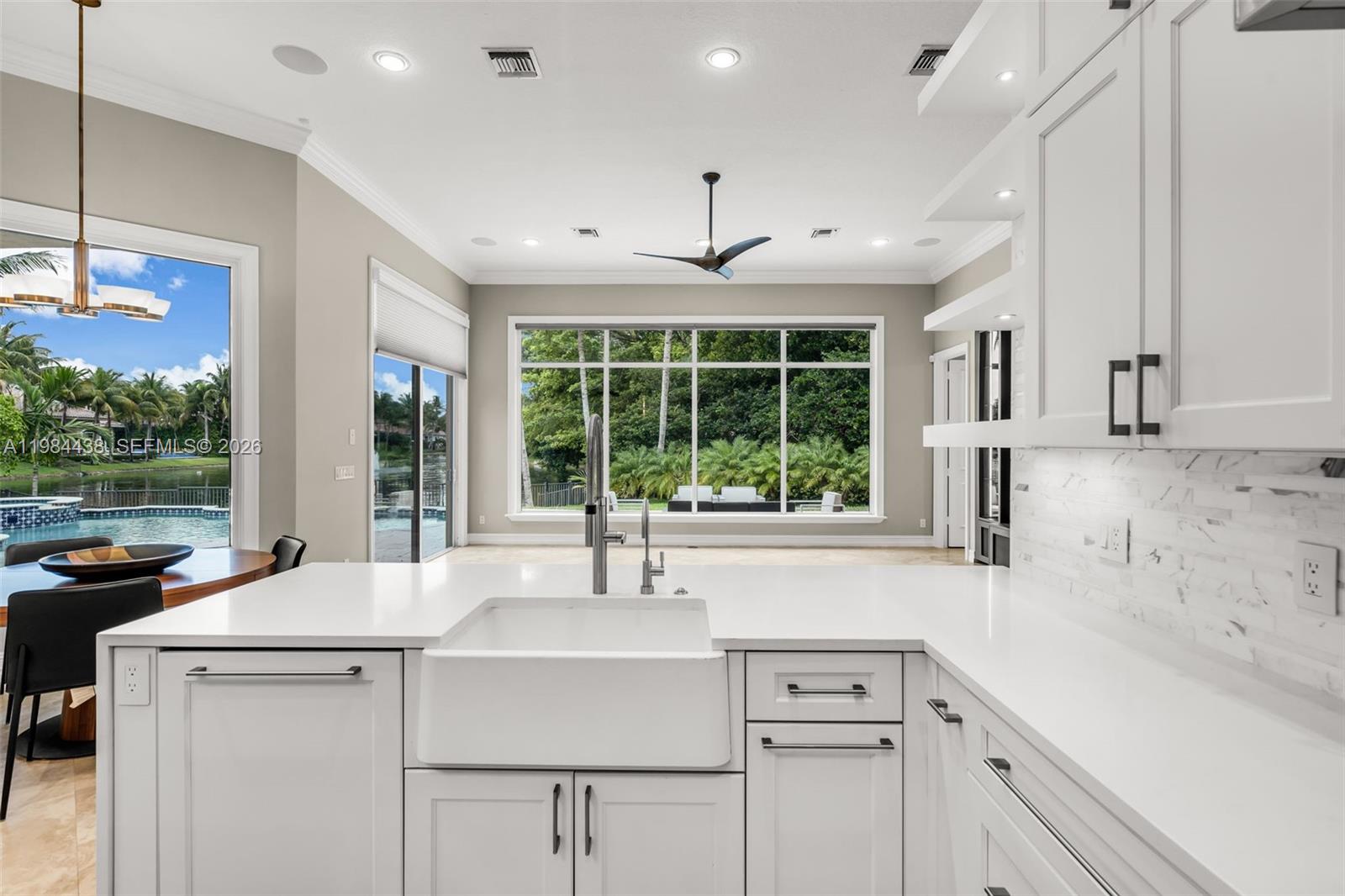 See details 10291 5 / 7 4452 sq. ft. $ 2026-09-28 0 Photo