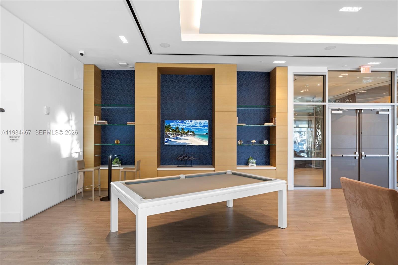 Photo of 17301 Biscayne Blvd  #1803, North Miami Beach, Florida, 33160 - COMMUNITY ROOM