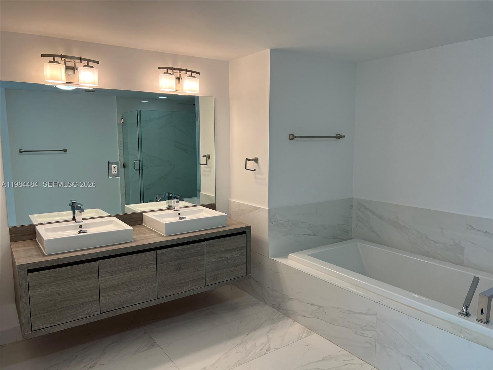 Photo of 400 Sunny Isles Blvd  #1105, Sunny Isles Beach, Florida, 33160 - 