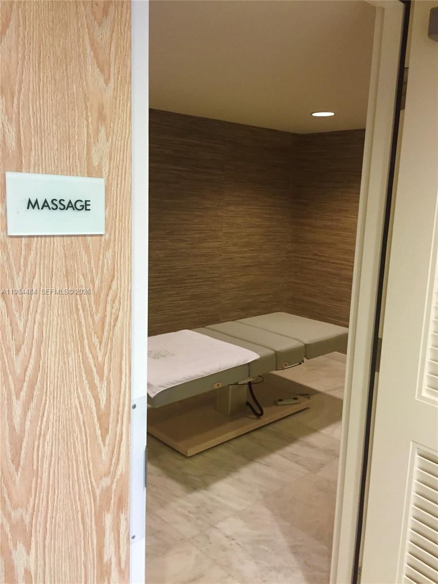 Photo of 400 Sunny Isles Blvd  #1105, Sunny Isles Beach, Florida, 33160 - 