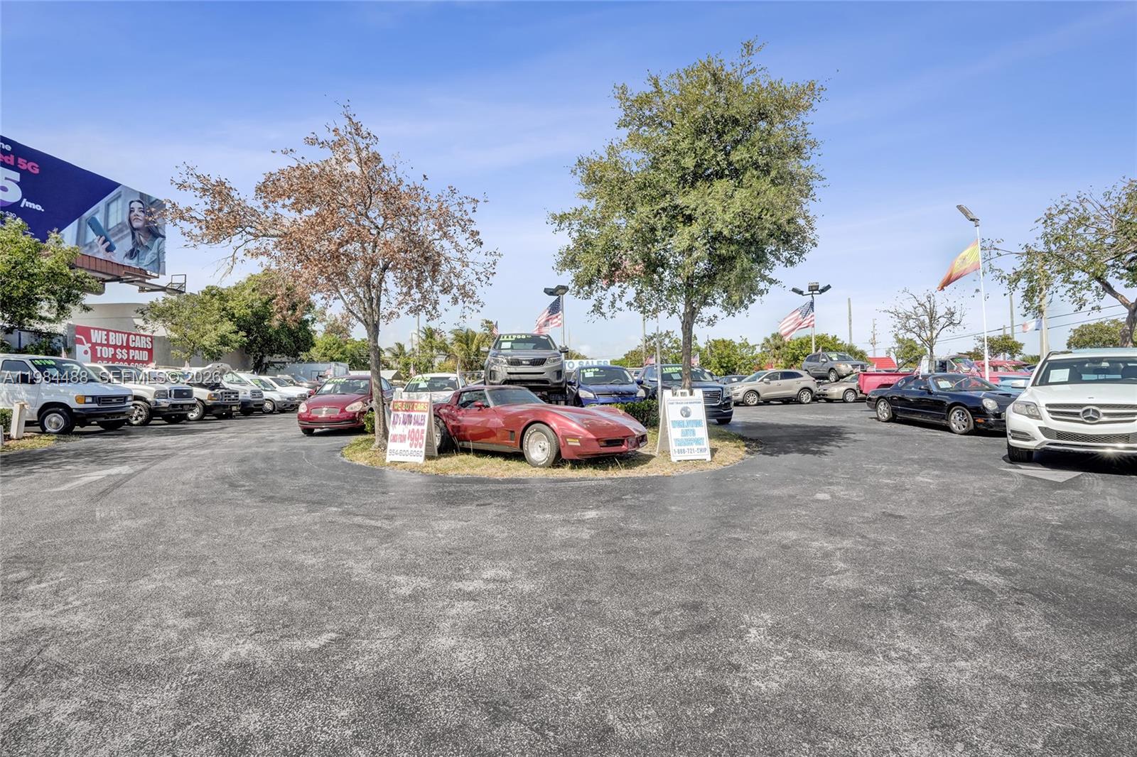   /   sq. ft. $ 2026-03-17 0 foto