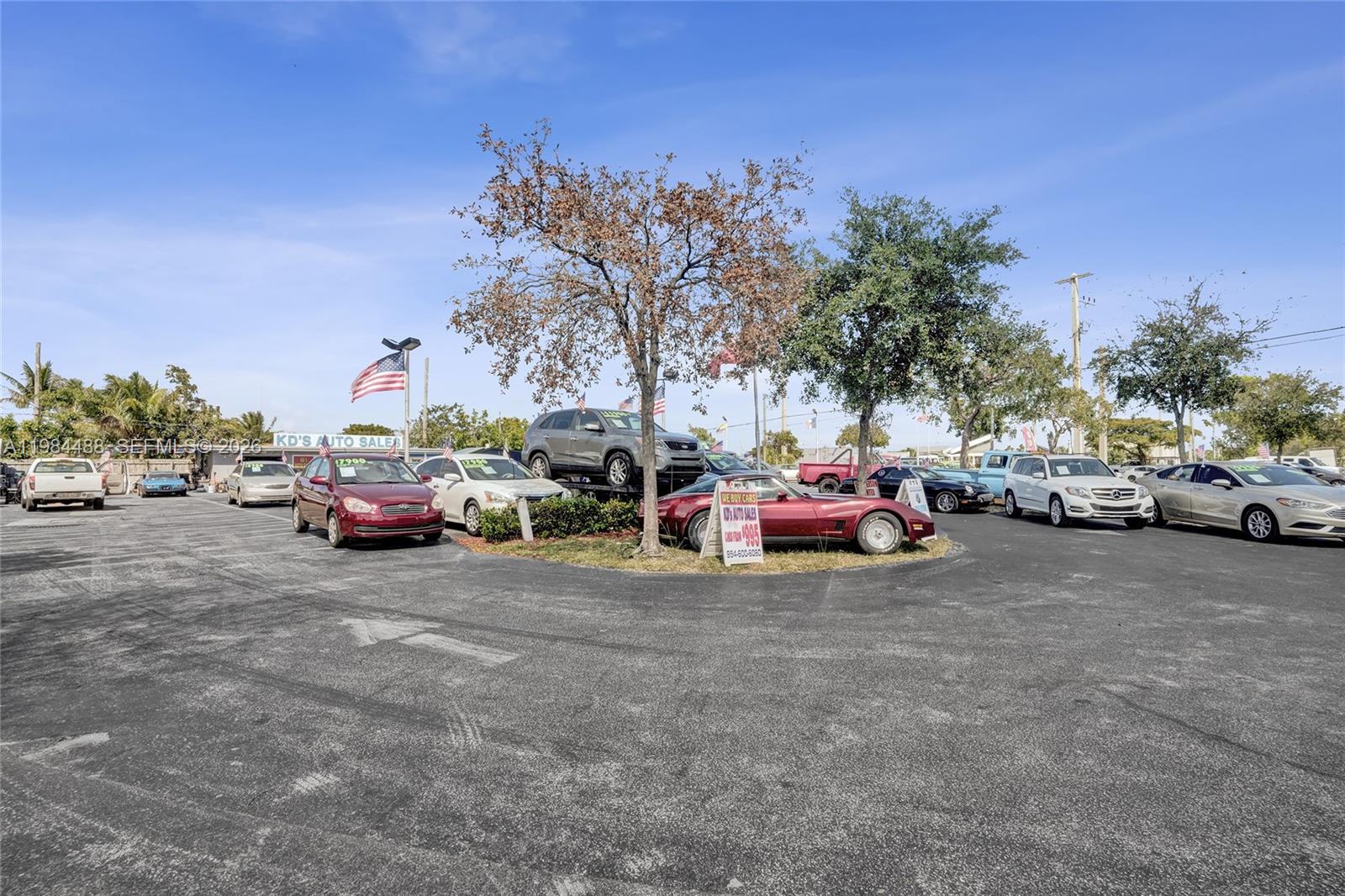   /   sq. ft. $ 2026-03-17 0 foto