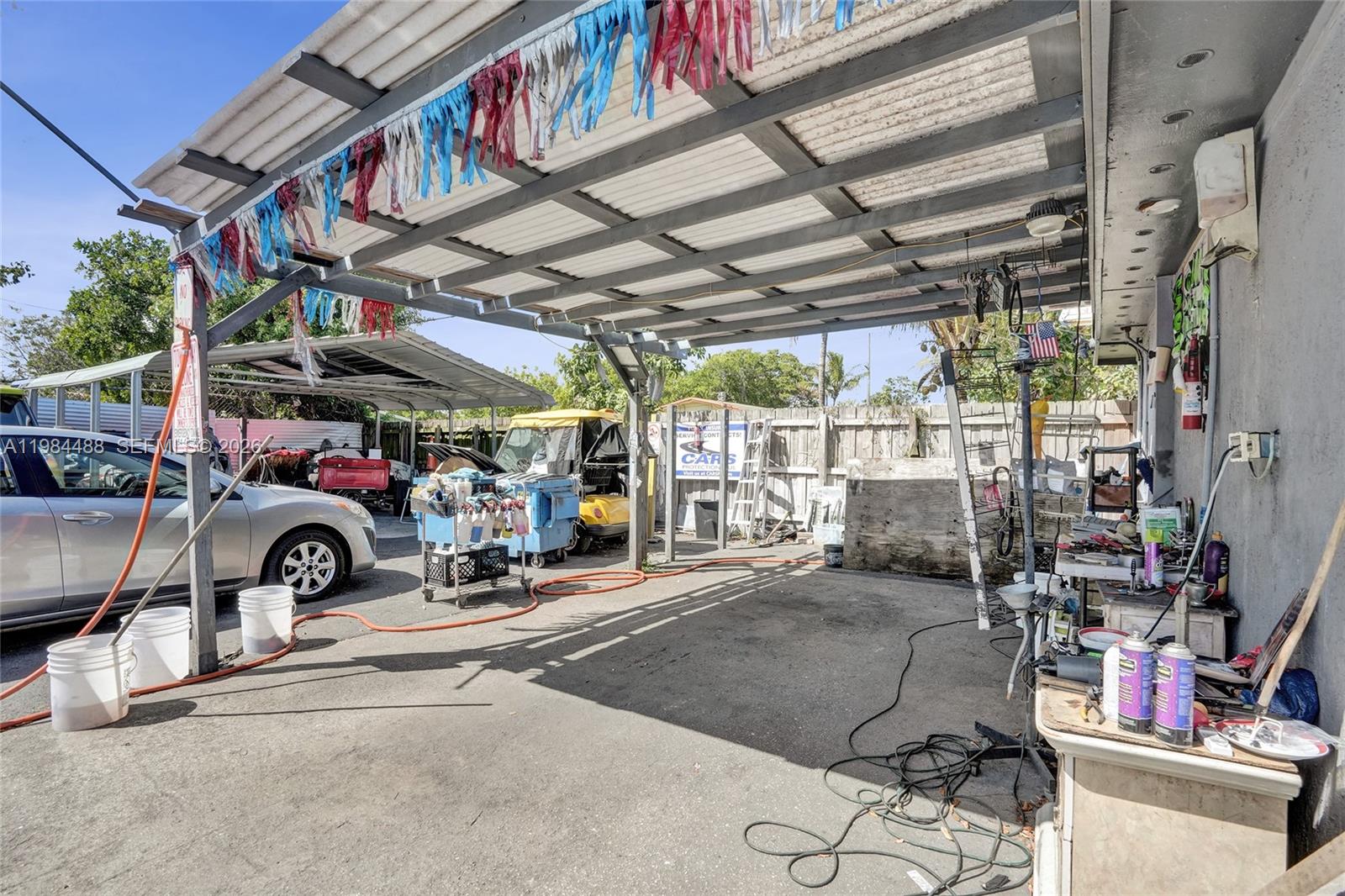   /   sq. ft. $ 2026-03-17 0 foto