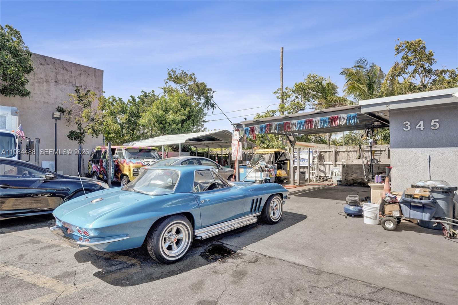   /   sq. ft. $ 2026-03-17 0 foto