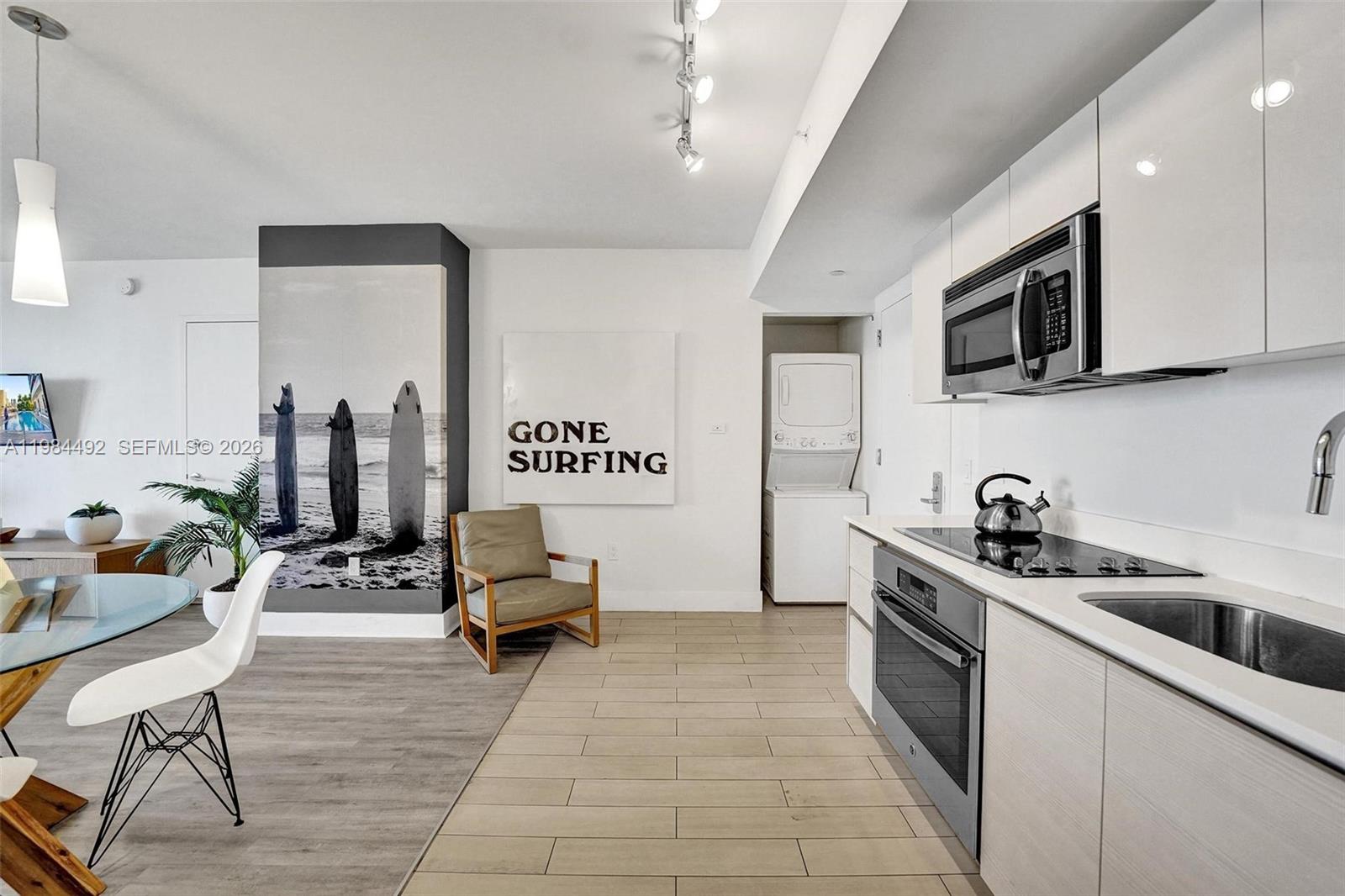 Photo of 2602 Hallandale Beach Blvd #R906, Hallandale Beach, Florida, 33009 -