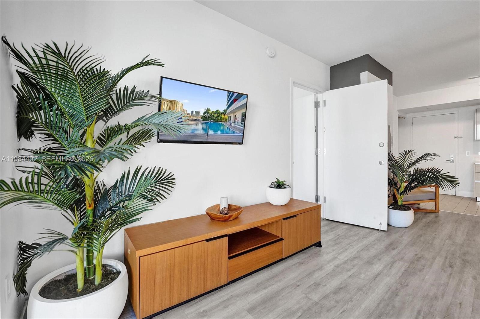 Photo of 2602 Hallandale Beach Blvd #R906, Hallandale Beach, Florida, 33009 -