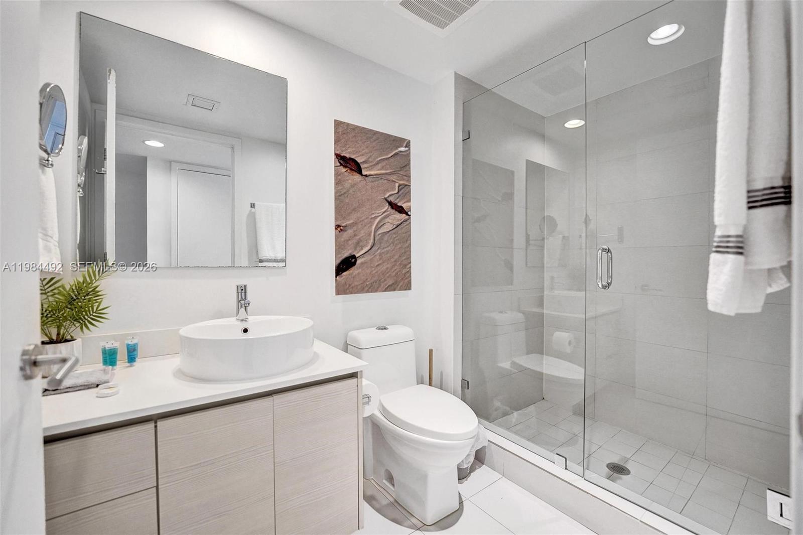 Photo of 2602 Hallandale Beach Blvd #R906, Hallandale Beach, Florida, 33009 -