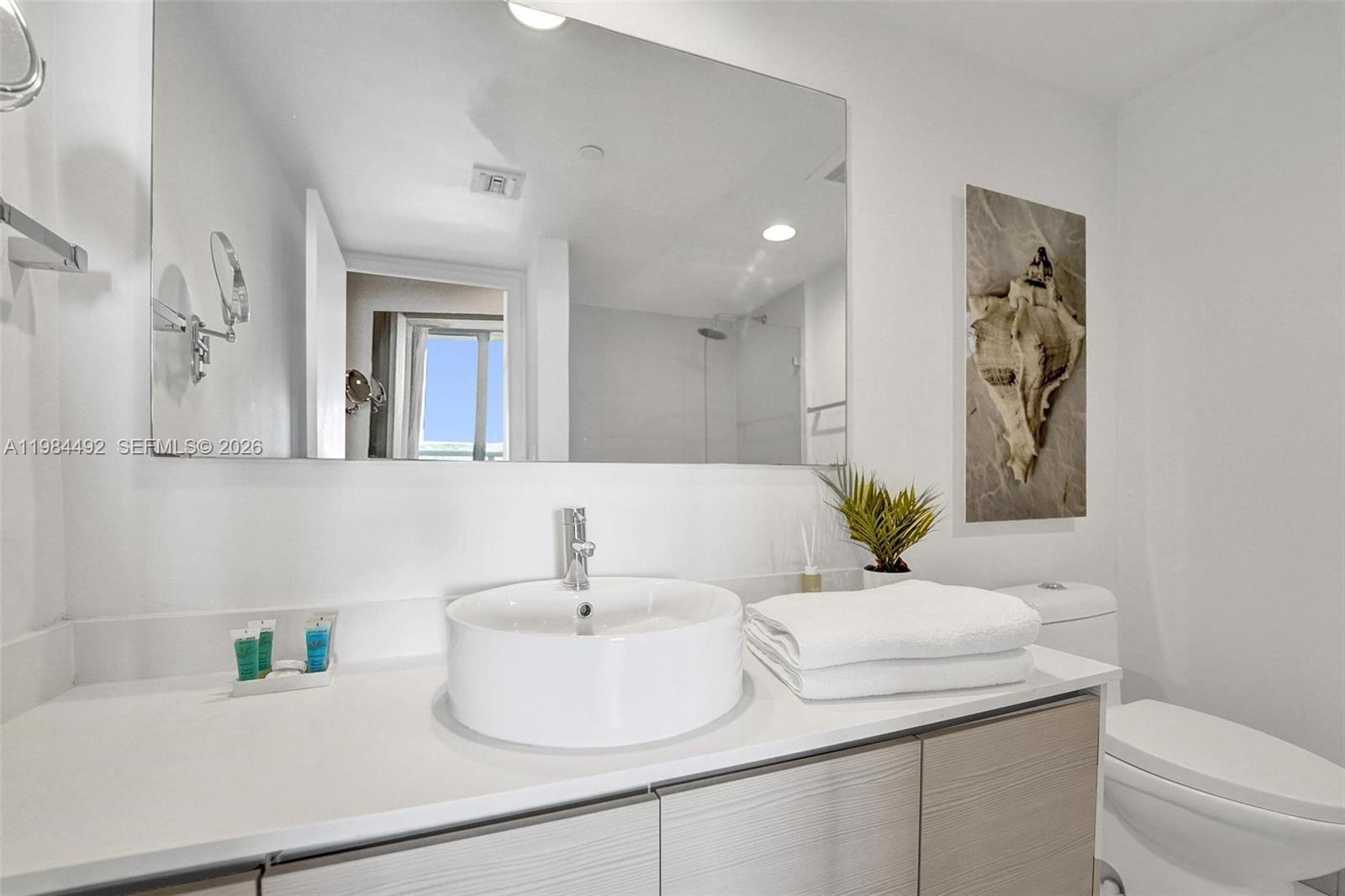 Photo of 2602 Hallandale Beach Blvd #R906, Hallandale Beach, Florida, 33009 -