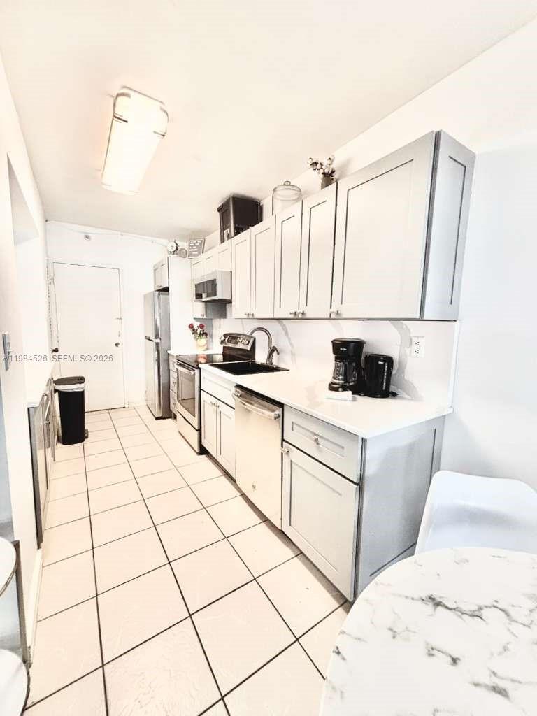 825 0 / 1 565 кв.футов $ 2026-03-20 0 Фото