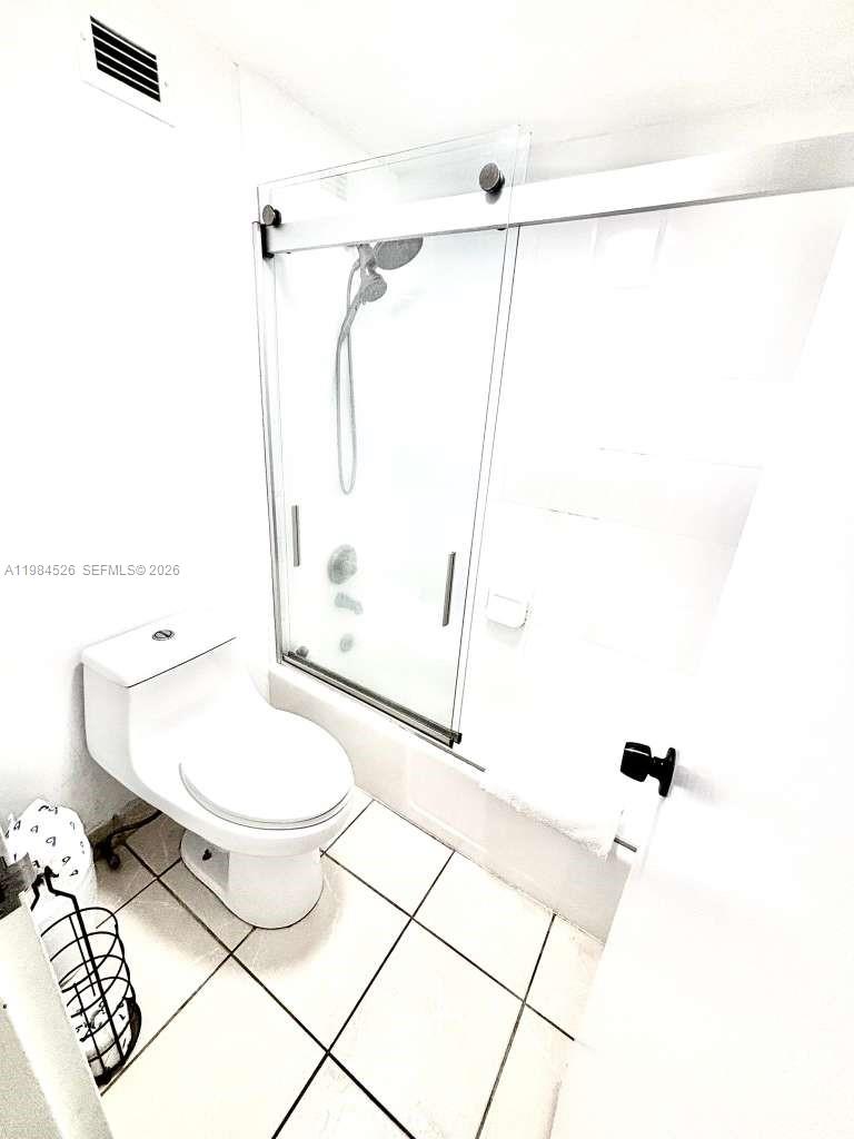 825 0 / 1 565 кв.футов $ 2026-03-20 0 Фото