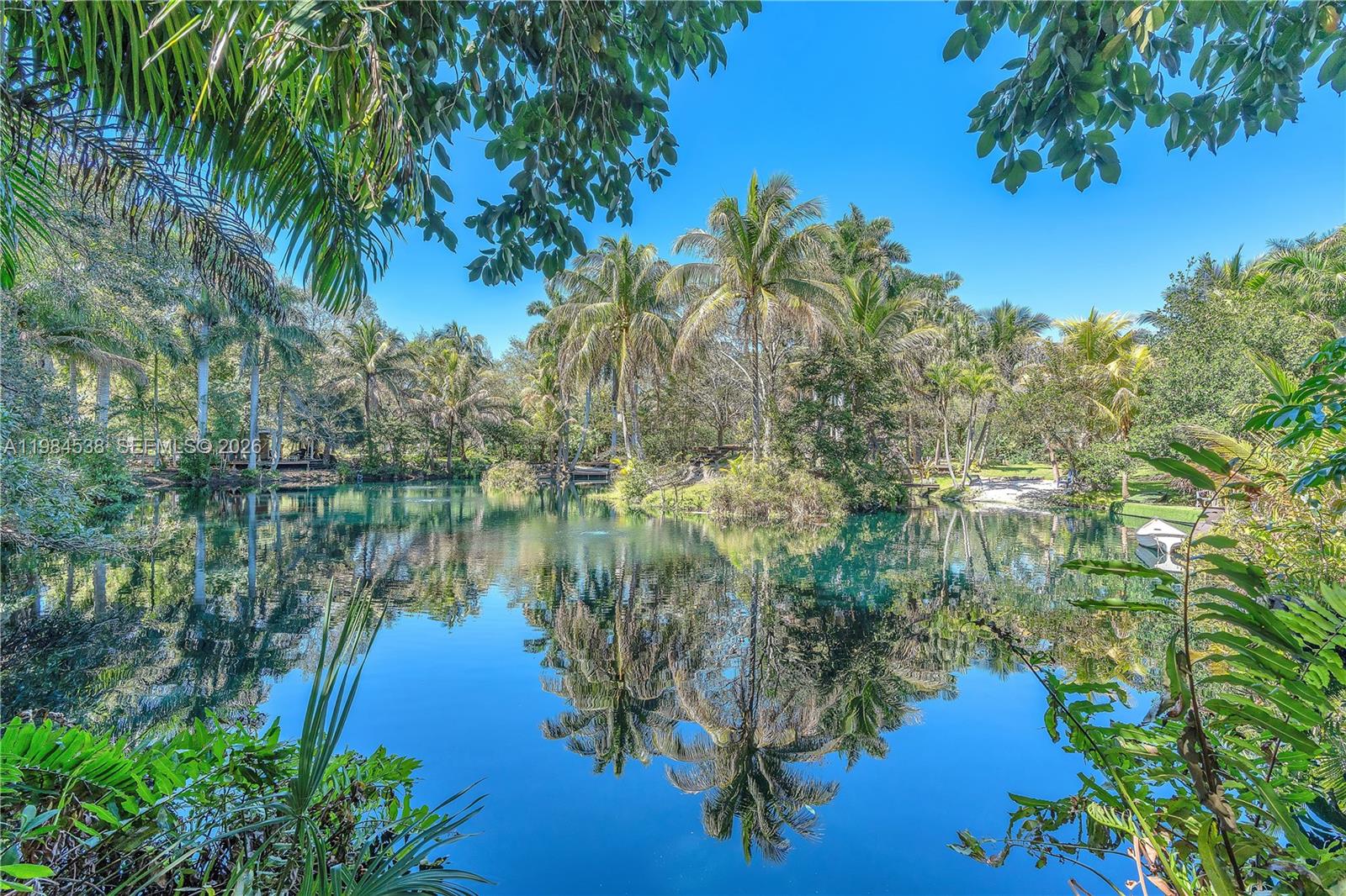   /   sq. ft. $ 2026-03-17 0 foto