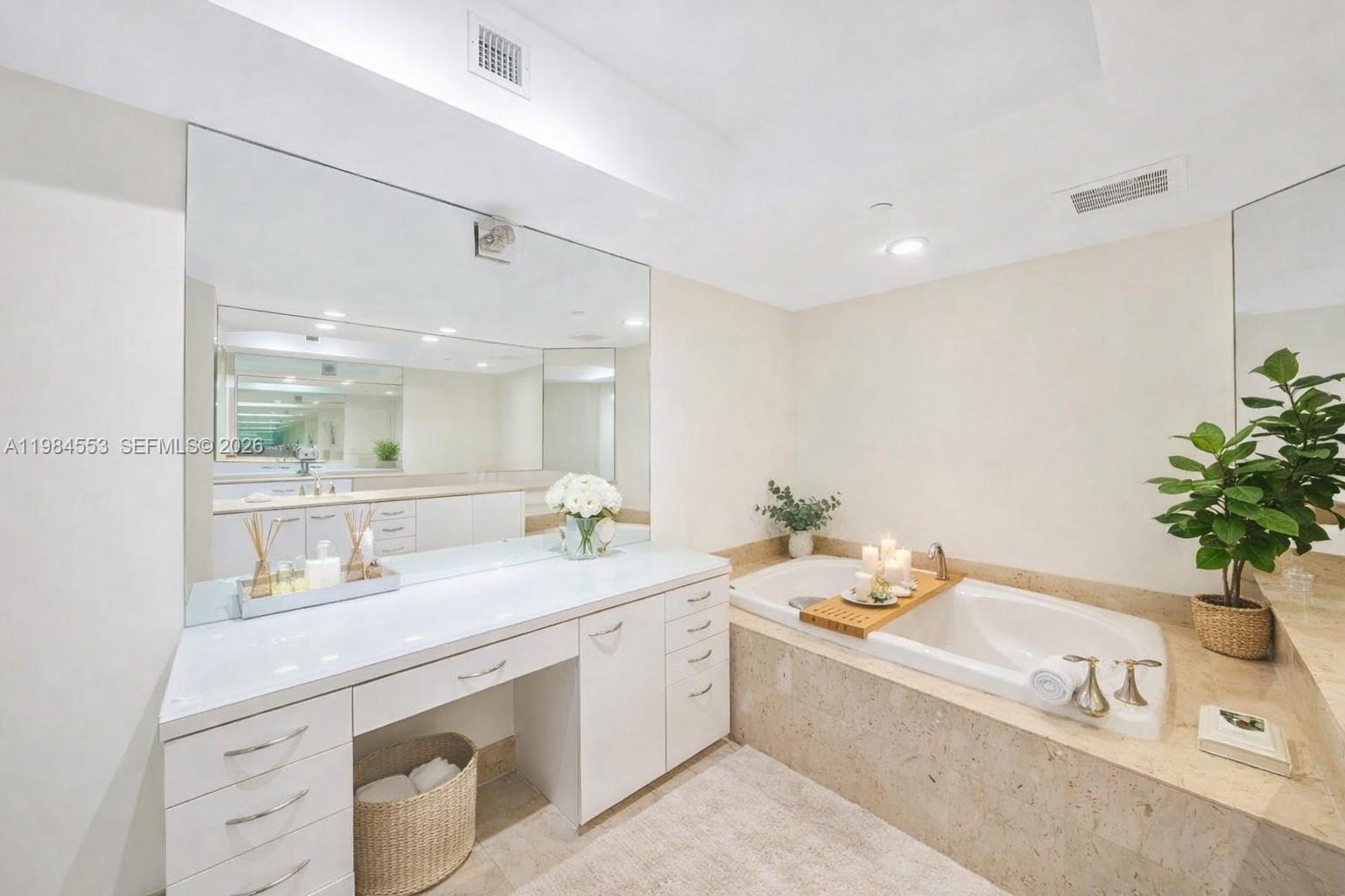 Photo of 21200 Point Pl  #1901, Aventura, Florida, 33180 - Hers Bathrooms
