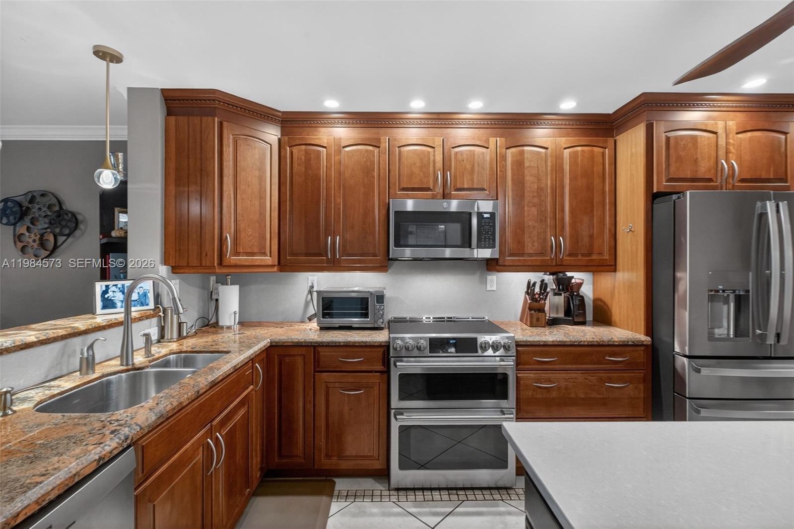 Photo of 1860 Sweetbay Way  (1860), Hollywood, Florida, 33019 - 