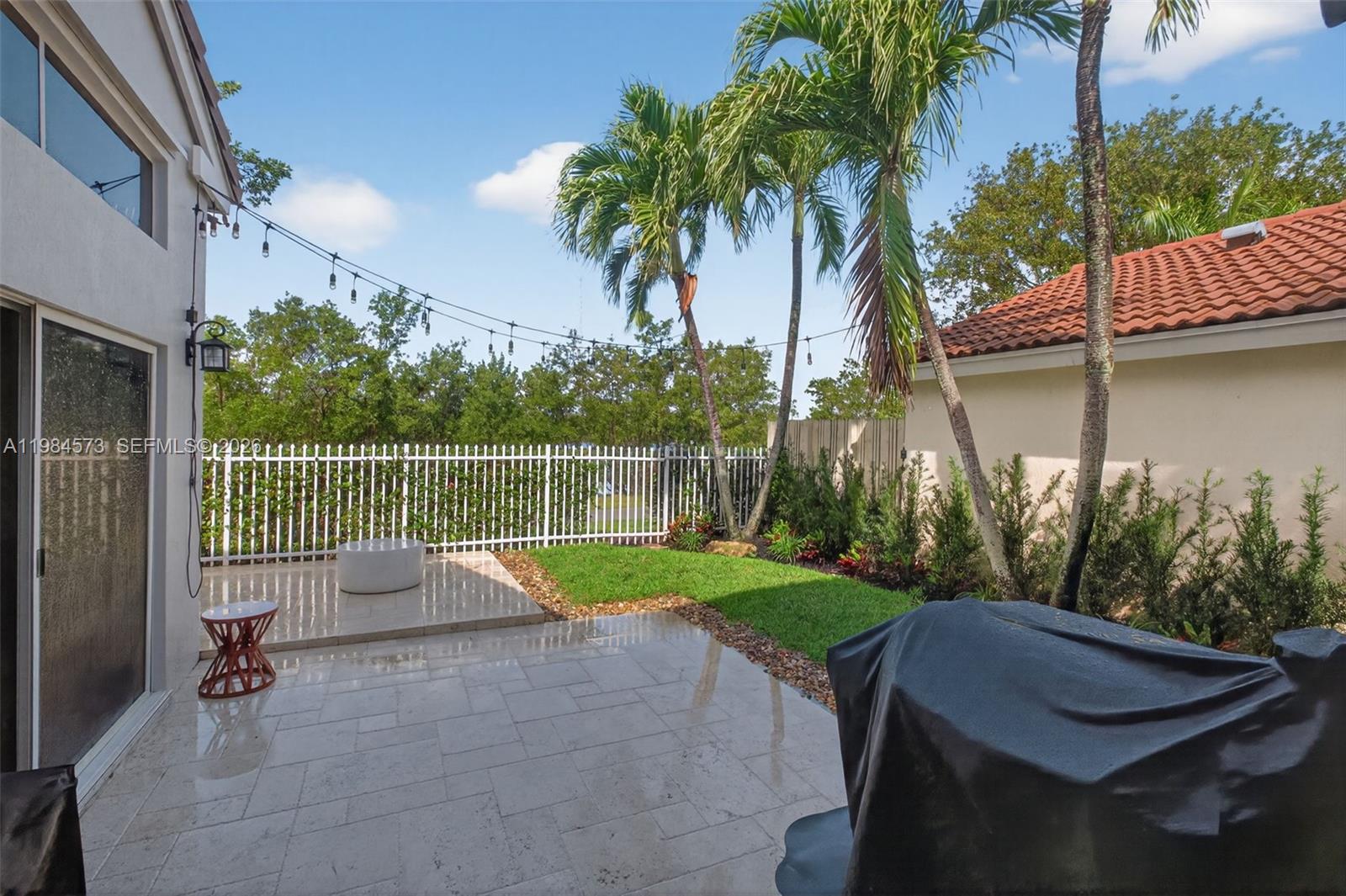 Photo of 1860 Sweetbay Way  (1860), Hollywood, Florida, 33019 - 
