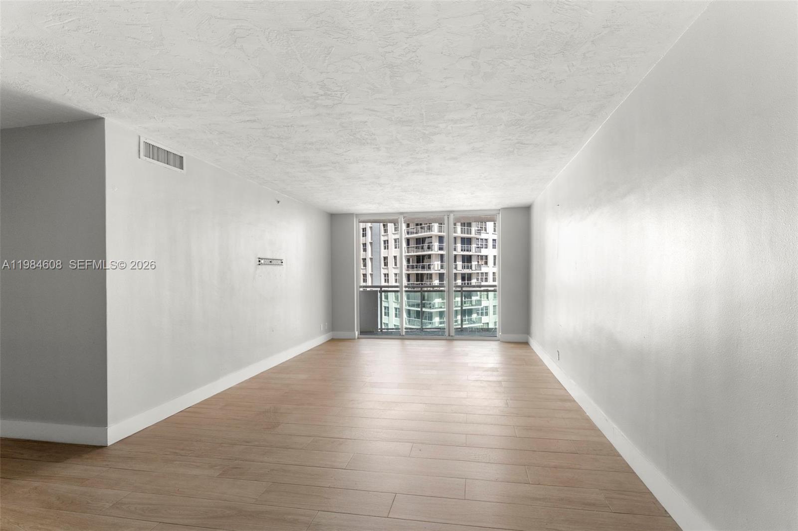 Photo of 3001 Ocean Dr  #1145, Hollywood, Florida, 33019 - 