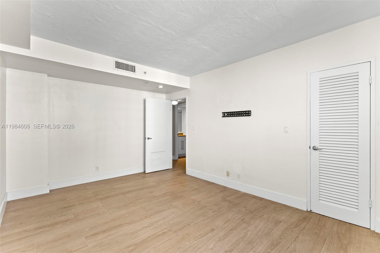 Photo of 3001 Ocean Dr  #1145, Hollywood, Florida, 33019 - 