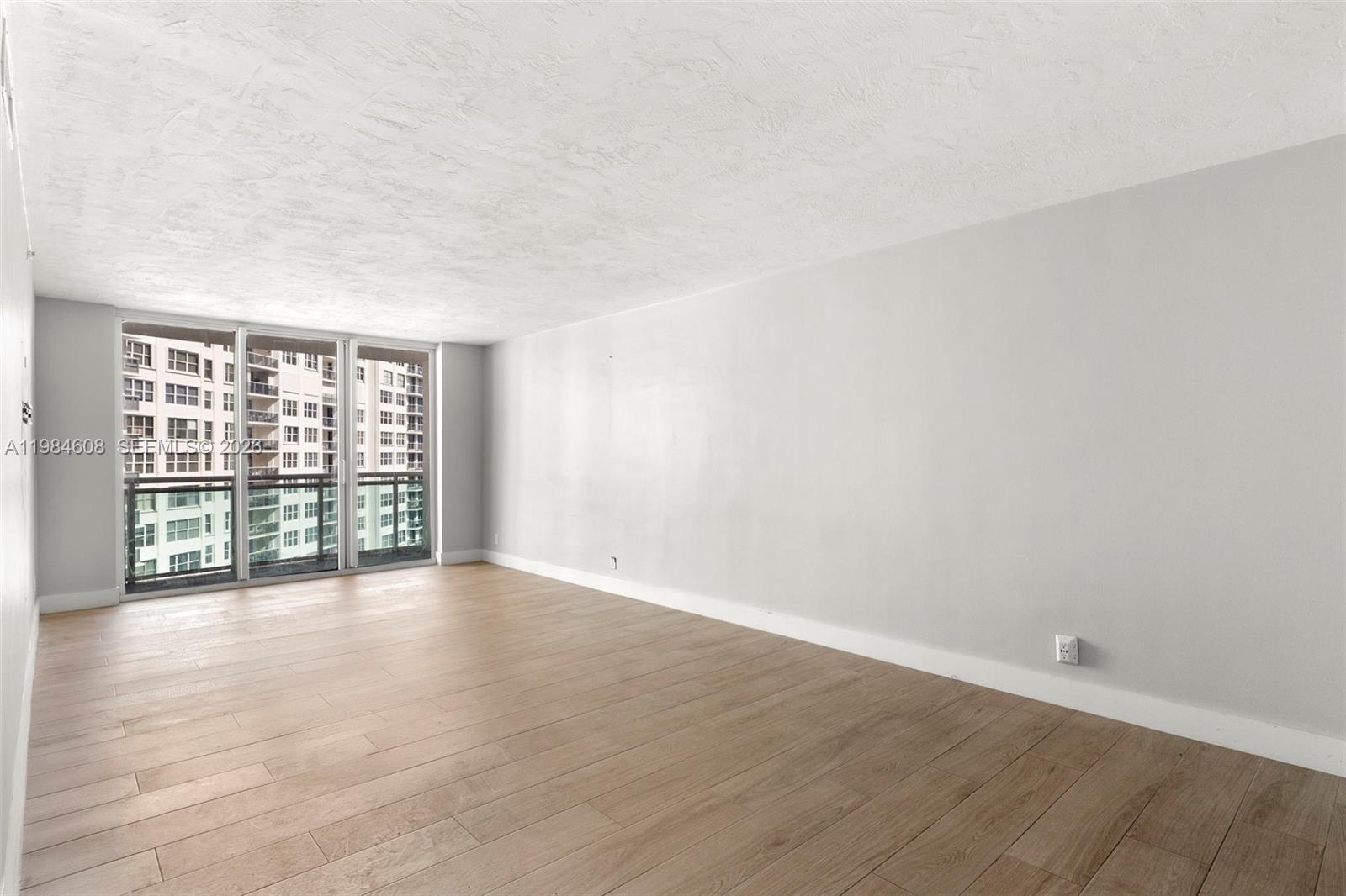 Photo of 3001 Ocean Dr  #1145, Hollywood, Florida, 33019 - 