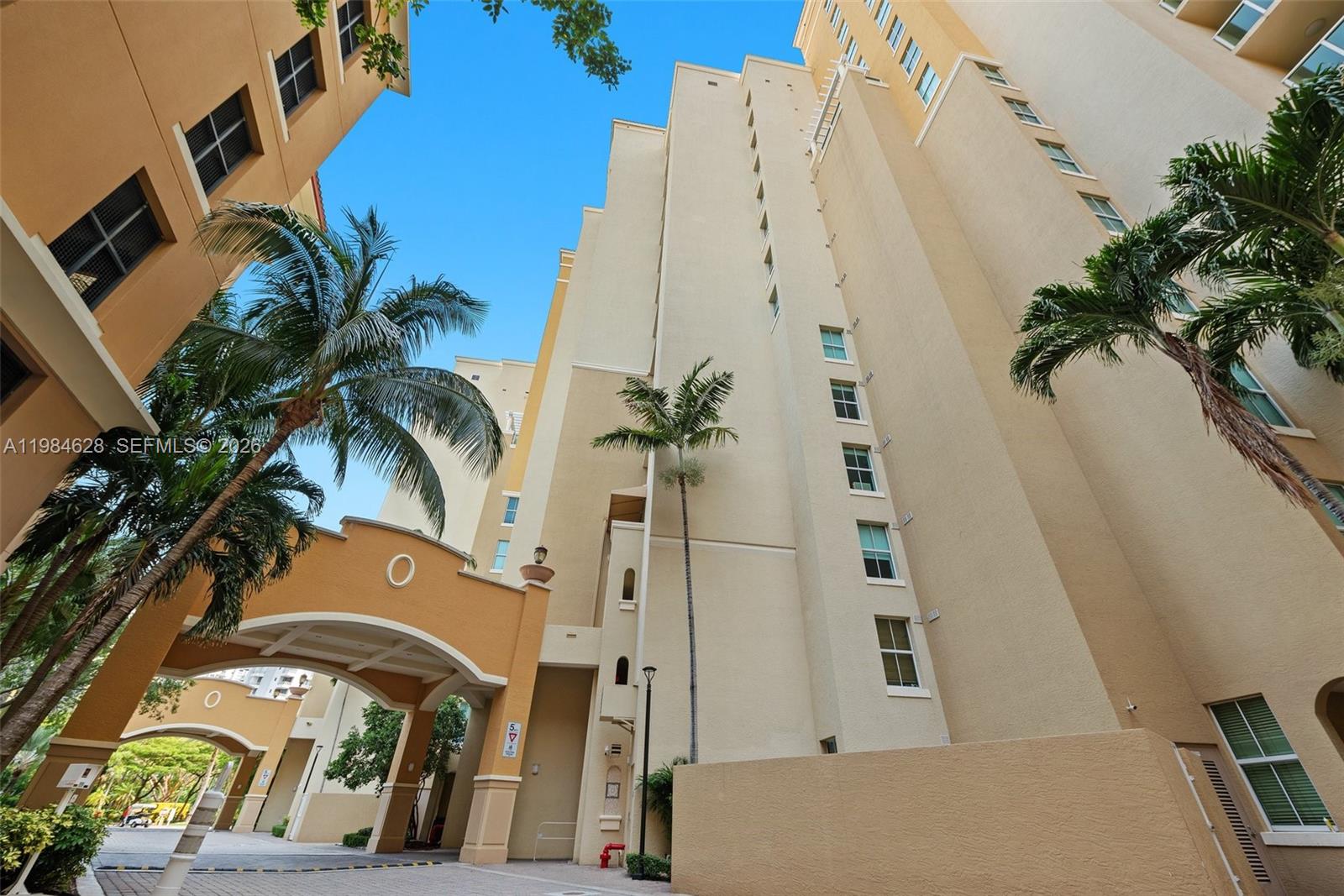 Photo of 3340 190th St  #504, Aventura, Florida, 33180 - 