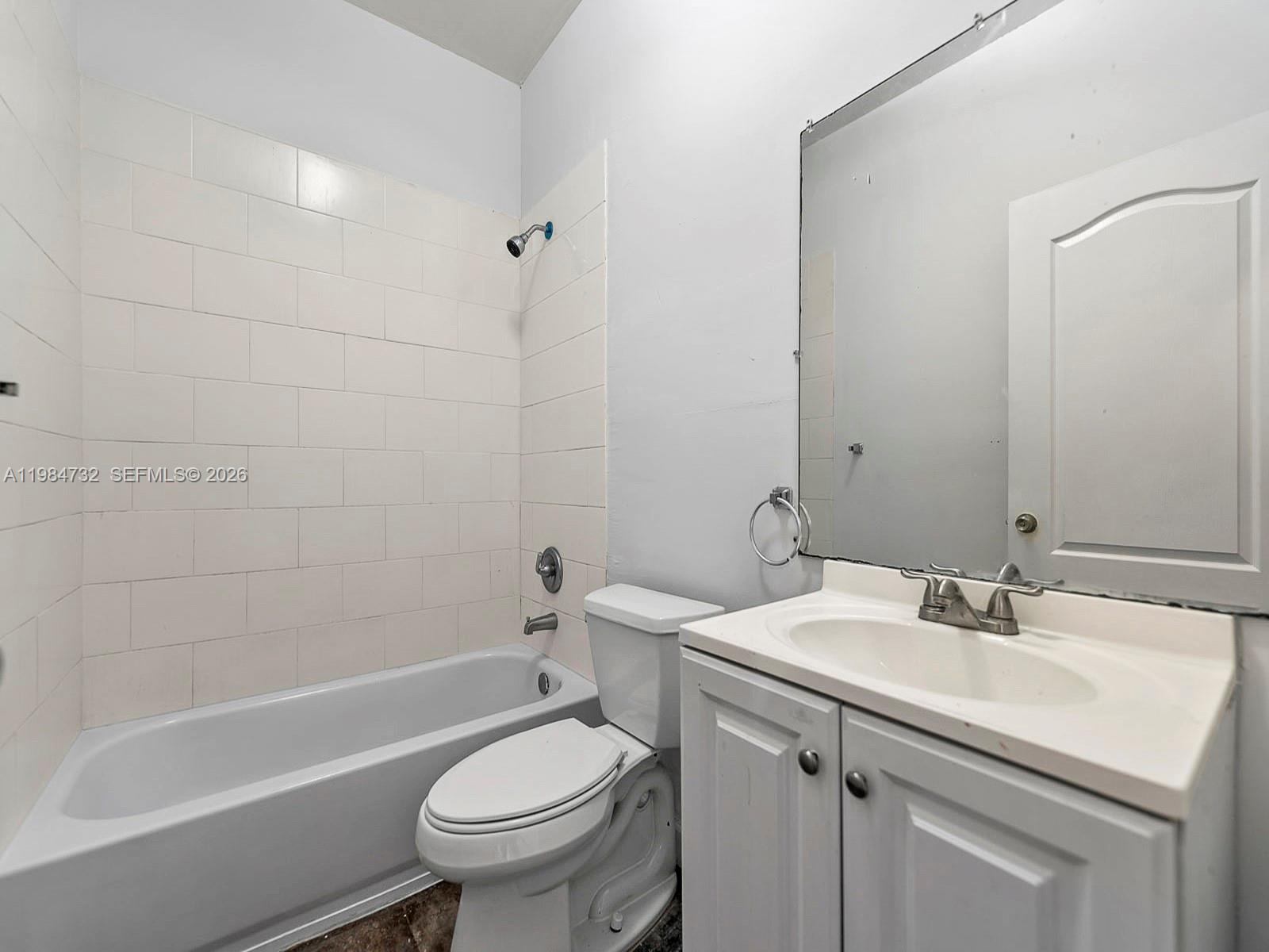   /  2950 кв.футов $ 2026-03-17 0 Фото