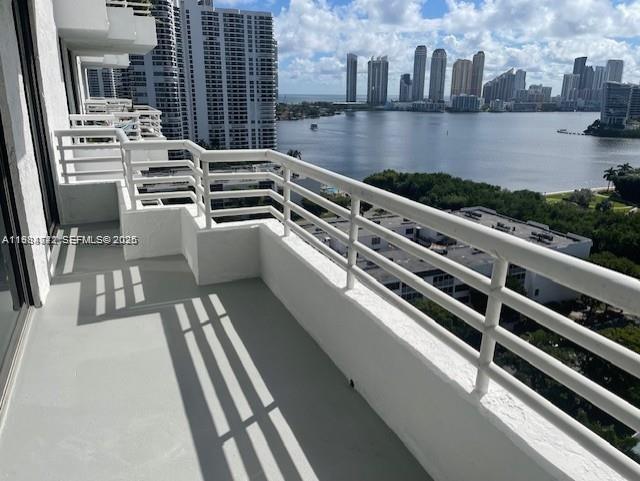 Photo of 3300 192nd St  #1815, Aventura, Florida, 33180 - 