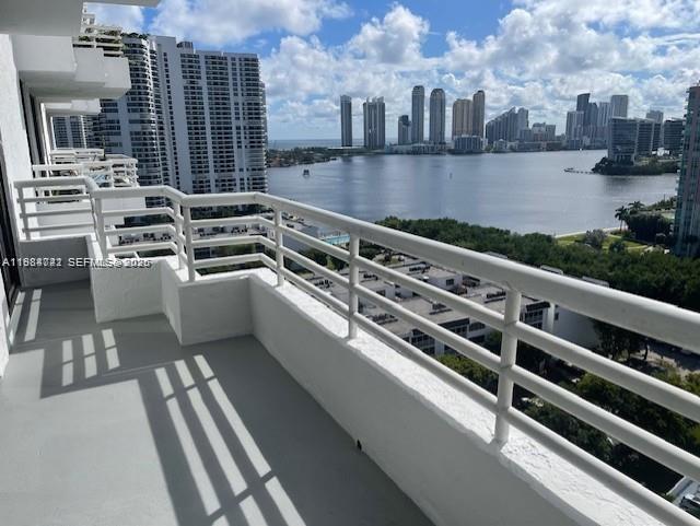 Photo of 3300 192nd St  #1815, Aventura, Florida, 33180 - 