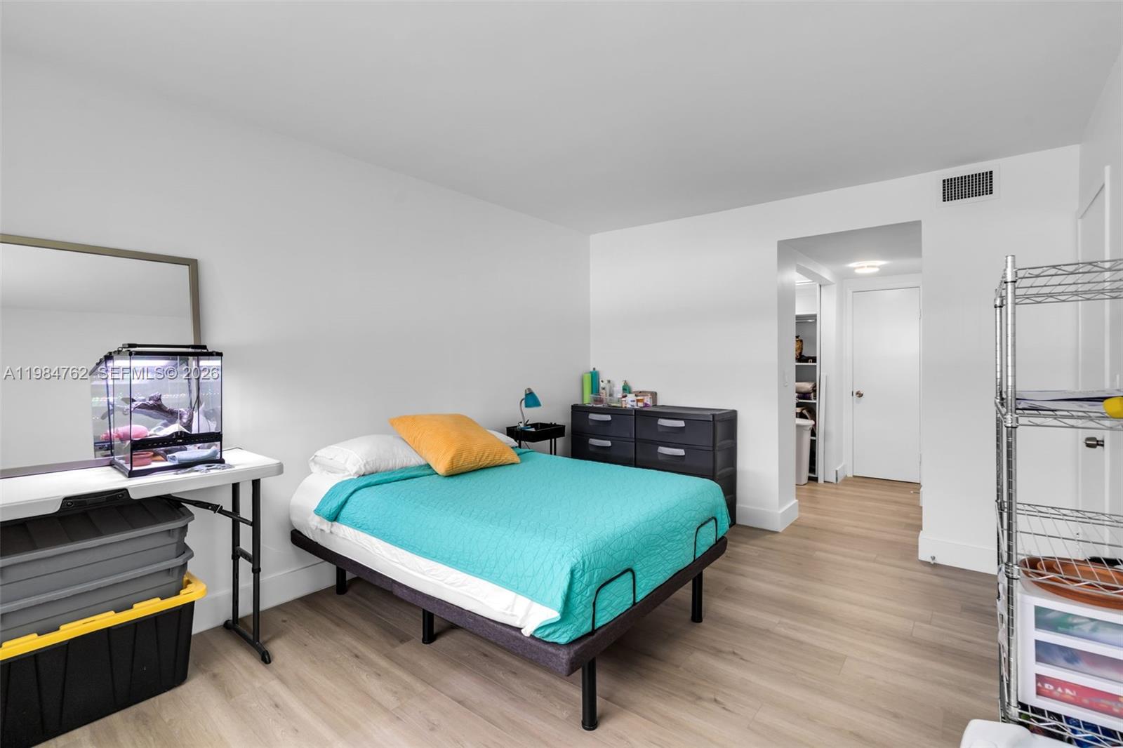 206 1 / 1 672 sq. ft. $ 2026-03-17 0 Photo