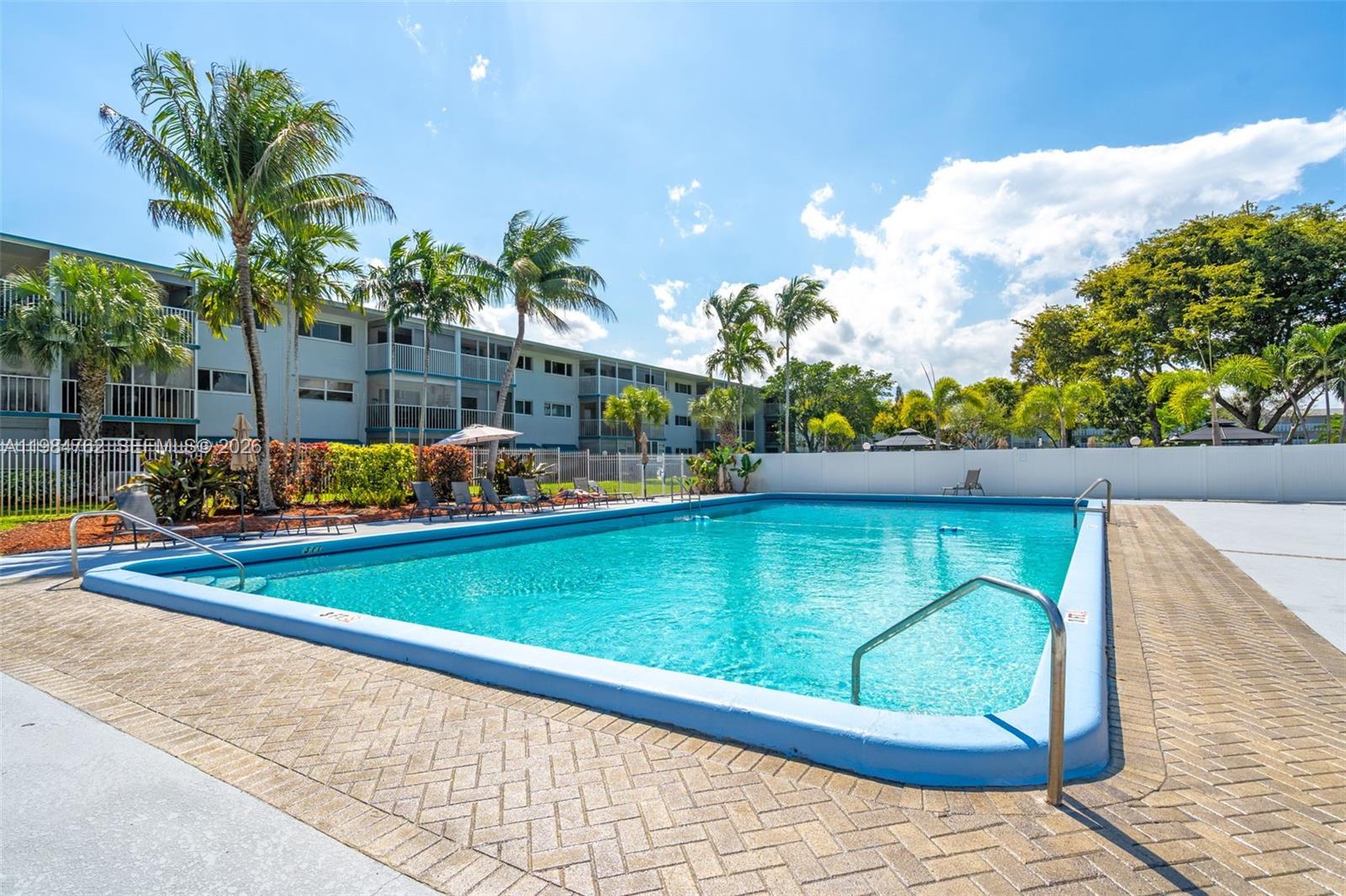 206 1 / 1 672 sq. ft. $ 2026-03-17 0 Photo